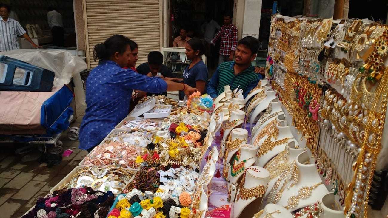 Hyderabad Heritage: Charminar & Old City Walking Tour