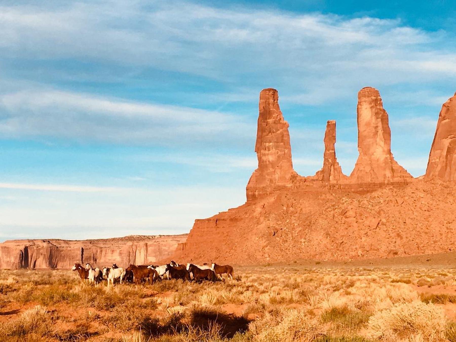 Monument Valley Navajo-Led Backcountry Jeep Expedition