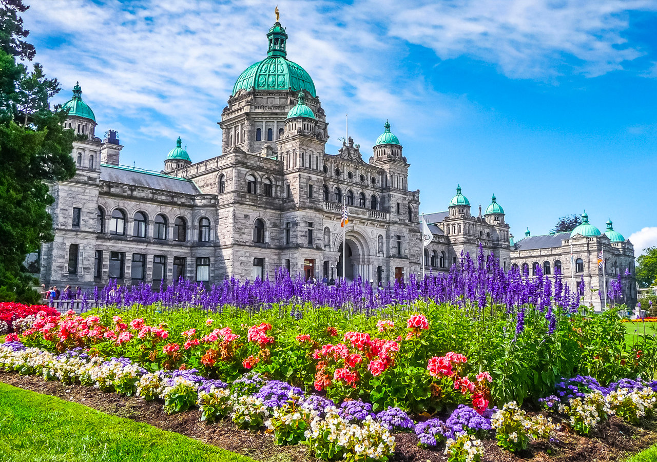 Butchart Gardens day trip from Vancouver — Sunken Garden, Brentwood Bay and the BC Ferries crossing — image 6