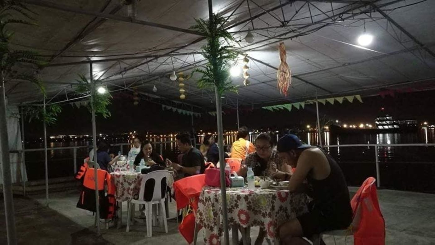 Puerto Princesa Firefly & Bioluminescence Bay Cruise with Dinner