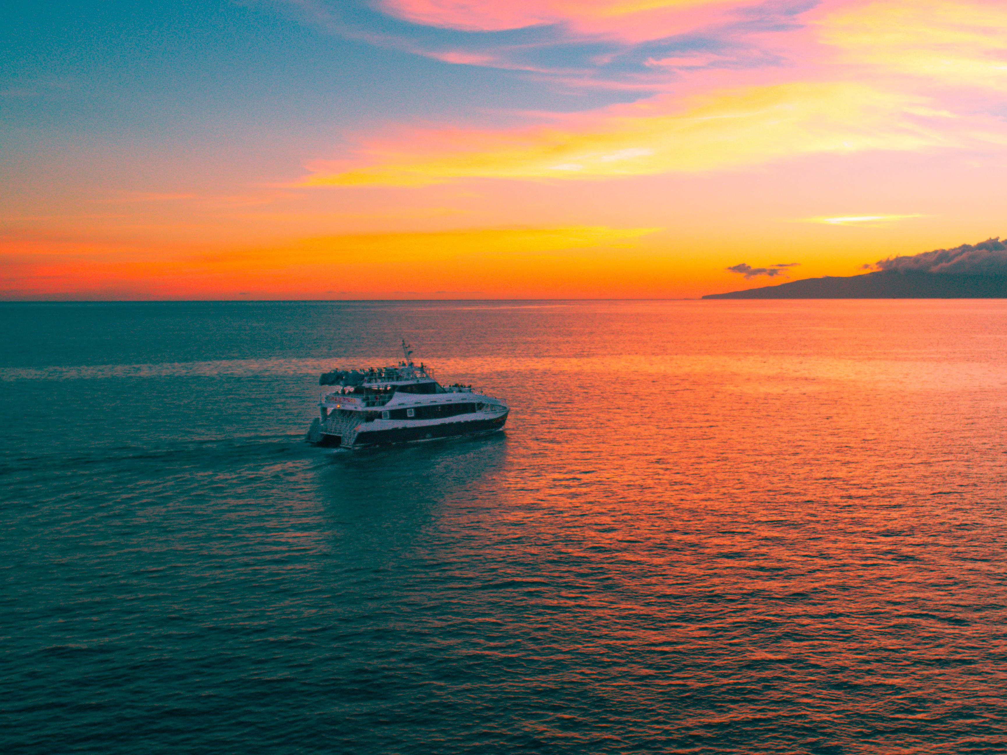 Ma'alaea Sunset Dinner Cruise with Prime Rib