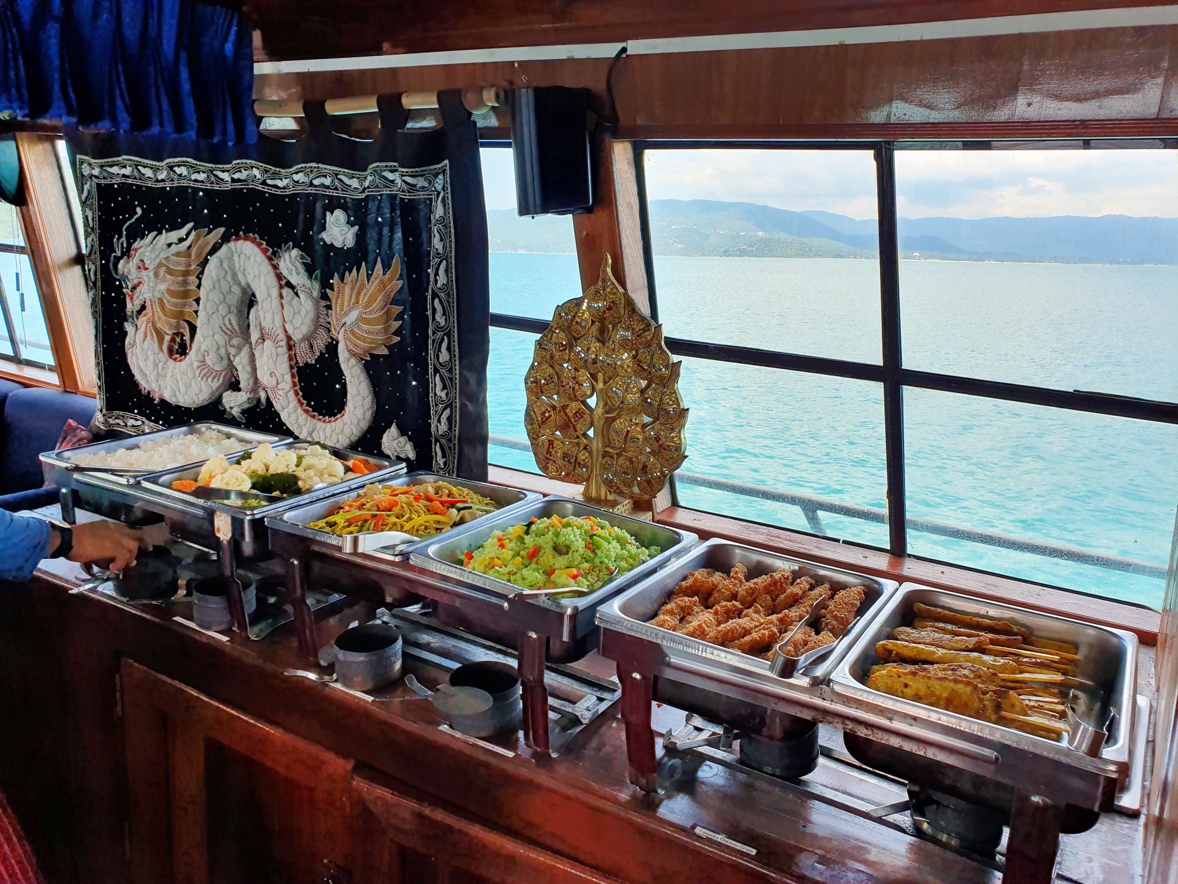 Ang Thong Marine Park Semi-Private Yacht Cruise from Koh Samui