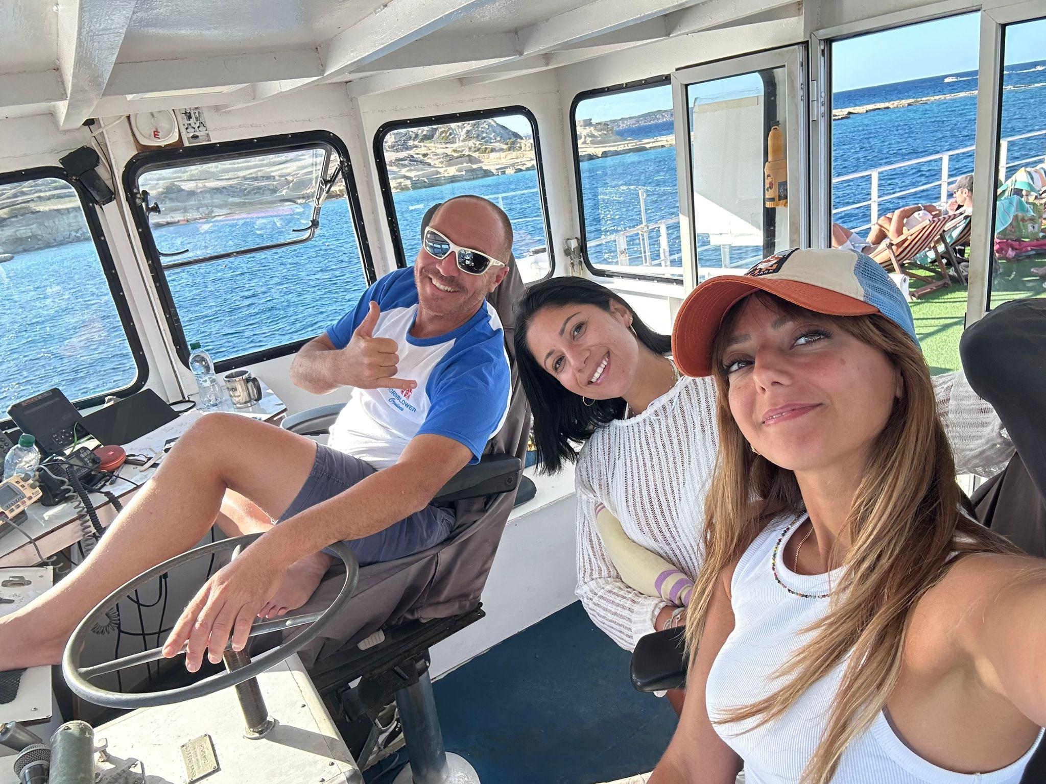 Full-Day Comino Blue Lagoon, Gozo, and Sea Caves Boat Cruise