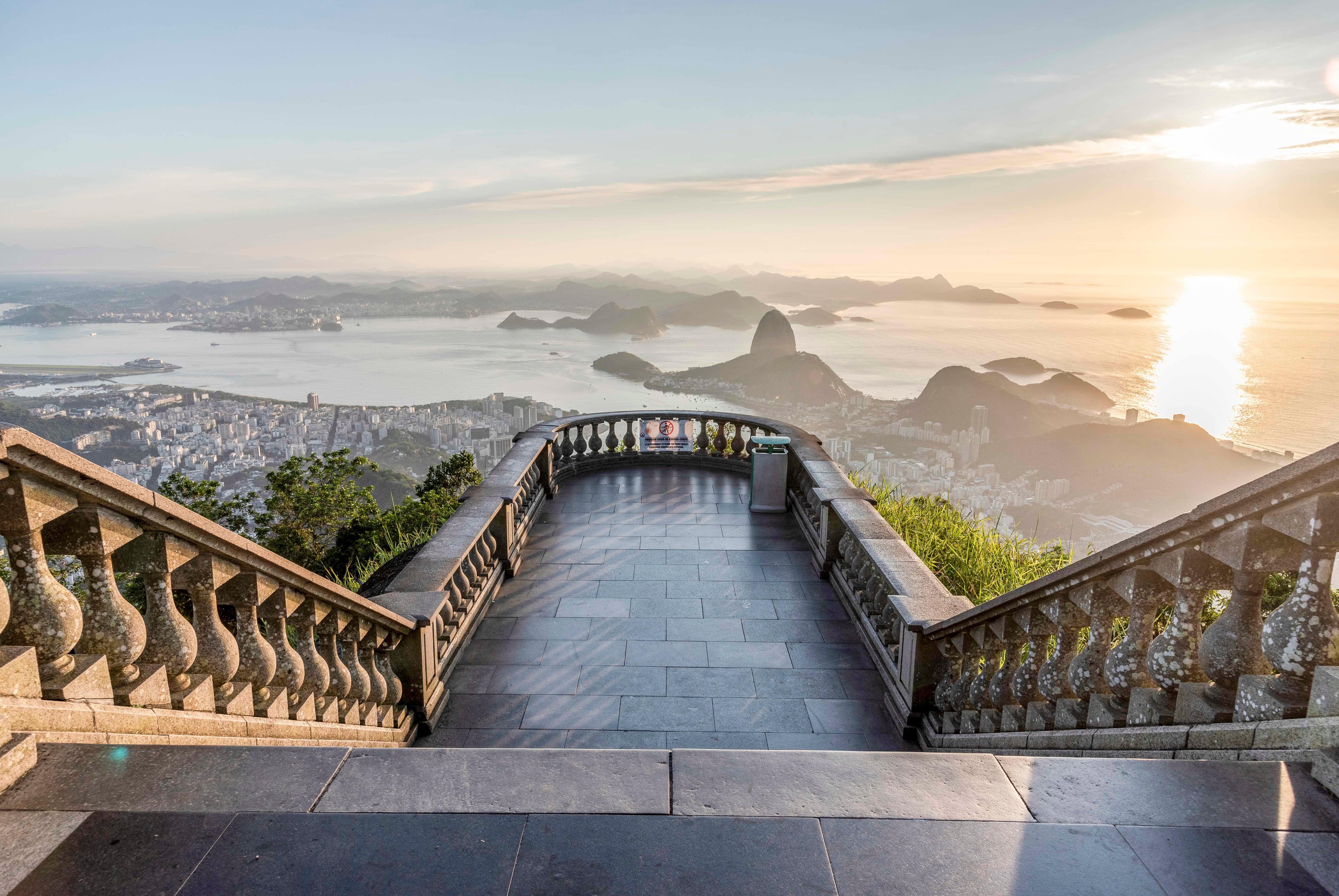 Rio Highlights: Christ the Redeemer & Sugarloaf Express