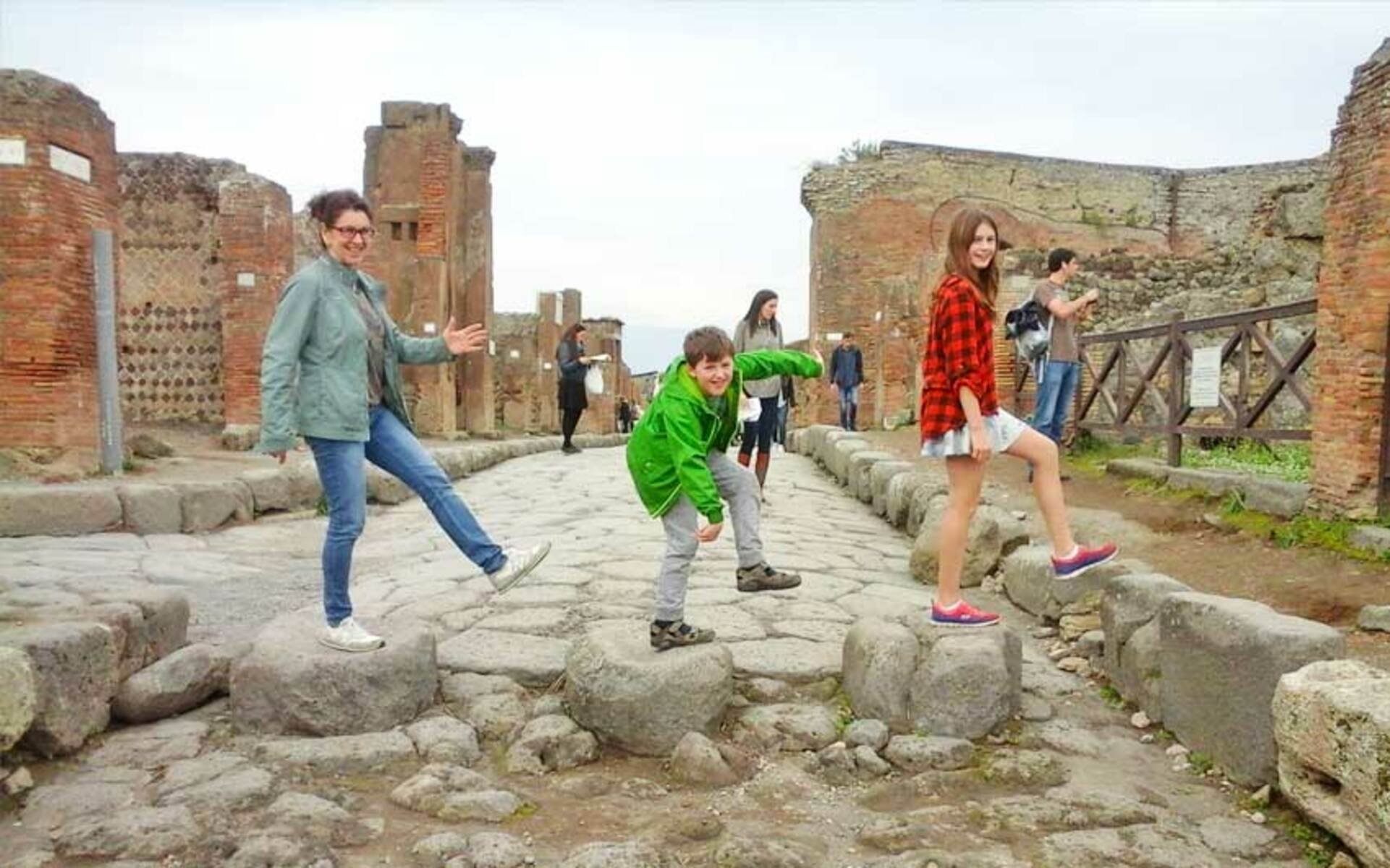 Pompeii Private Family Discovery Tour