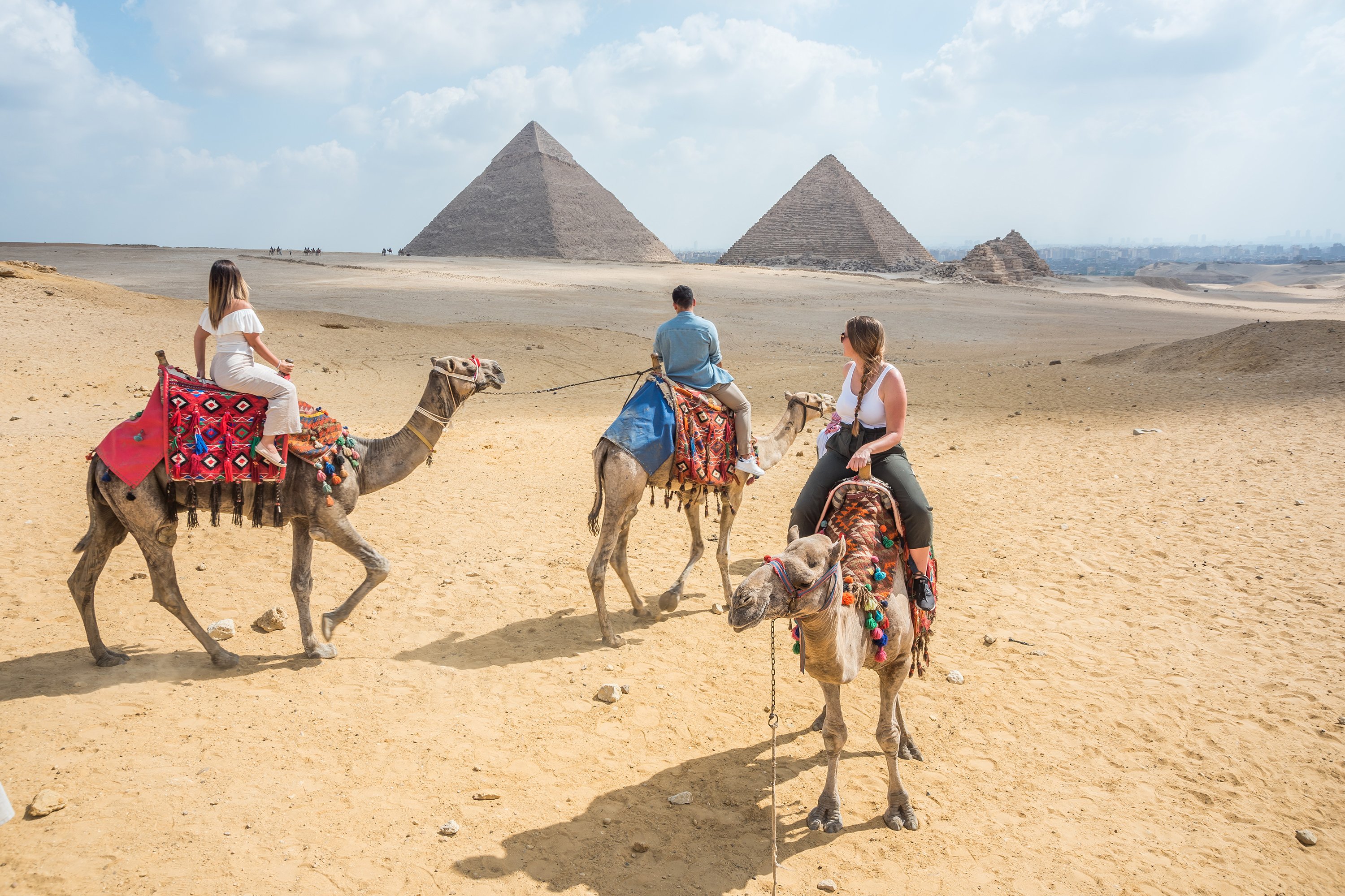 Cairo: Half-Day Giza Pyramids Excursion by Camel or Carriage