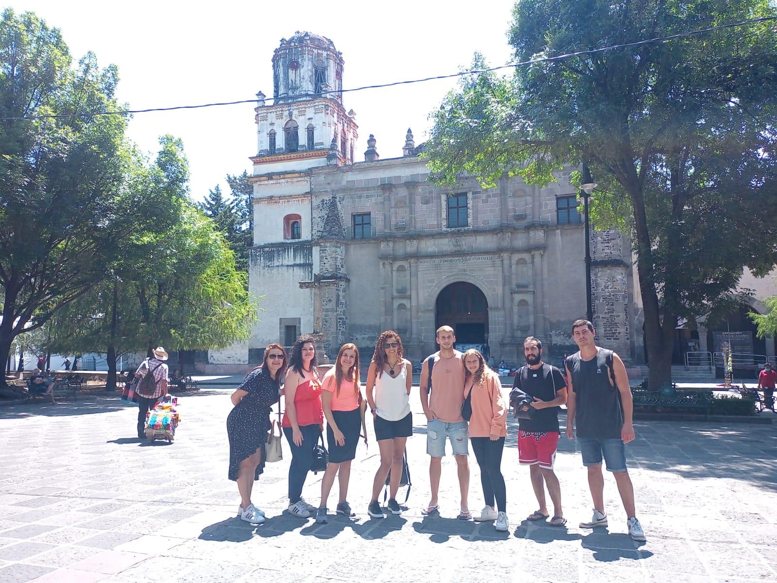 Private Mexico City Heritage: Coyoacán & Xochimilco Tour