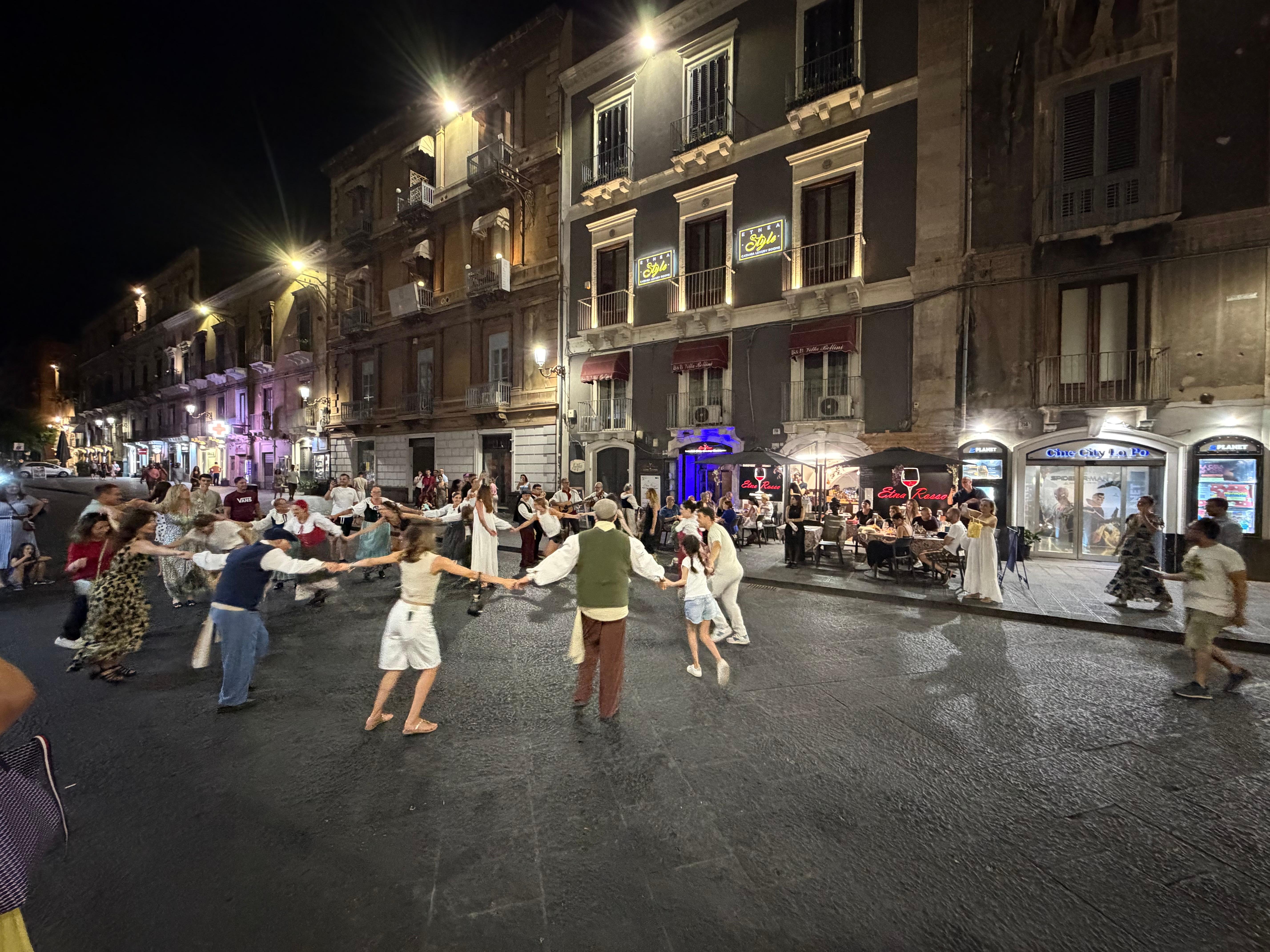 Sicilian Tarantella Performance & Traditional Dinner in Catania