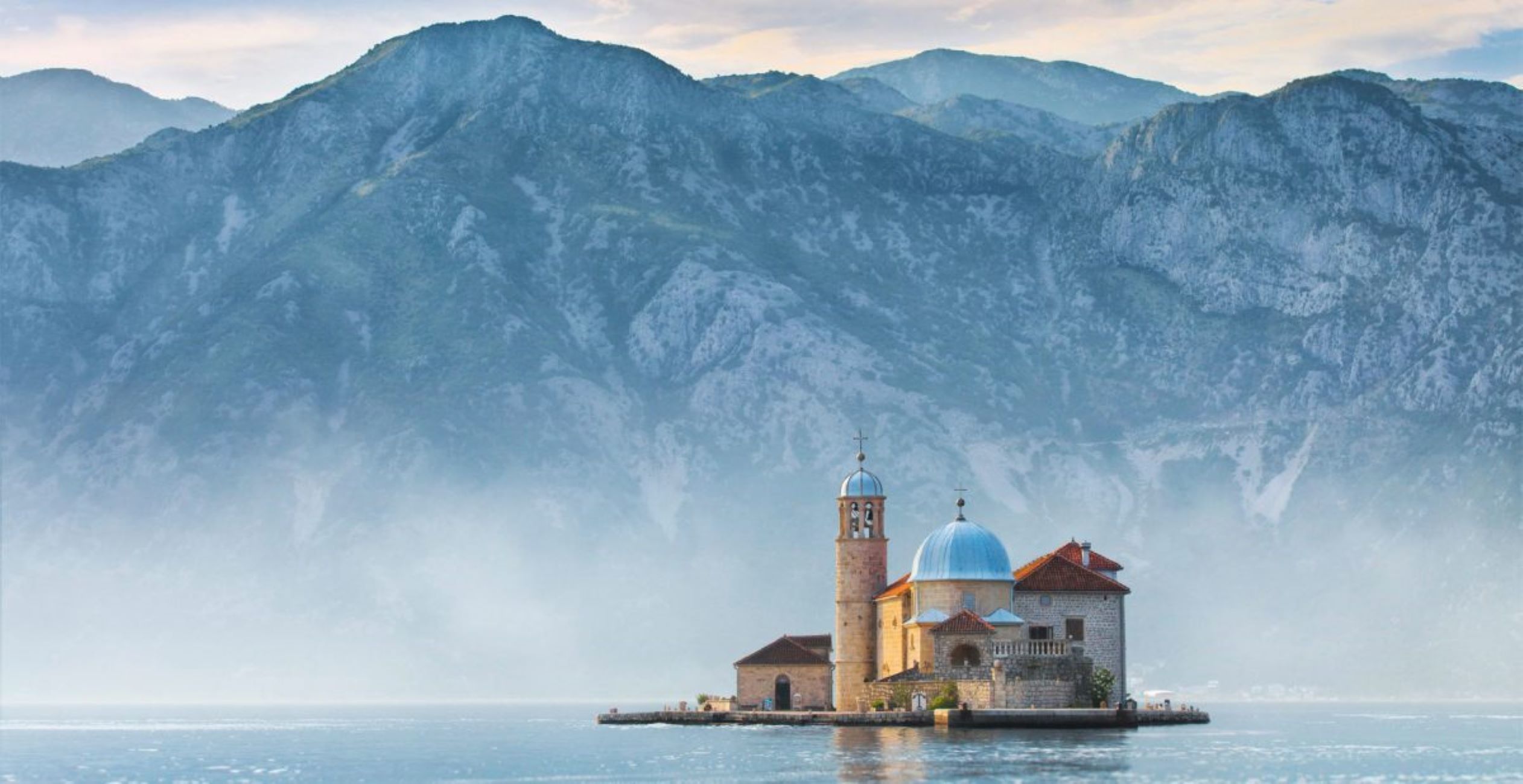 Dubrovnik to Montenegro: Bay of Kotor Day Tour with Optional Cruise