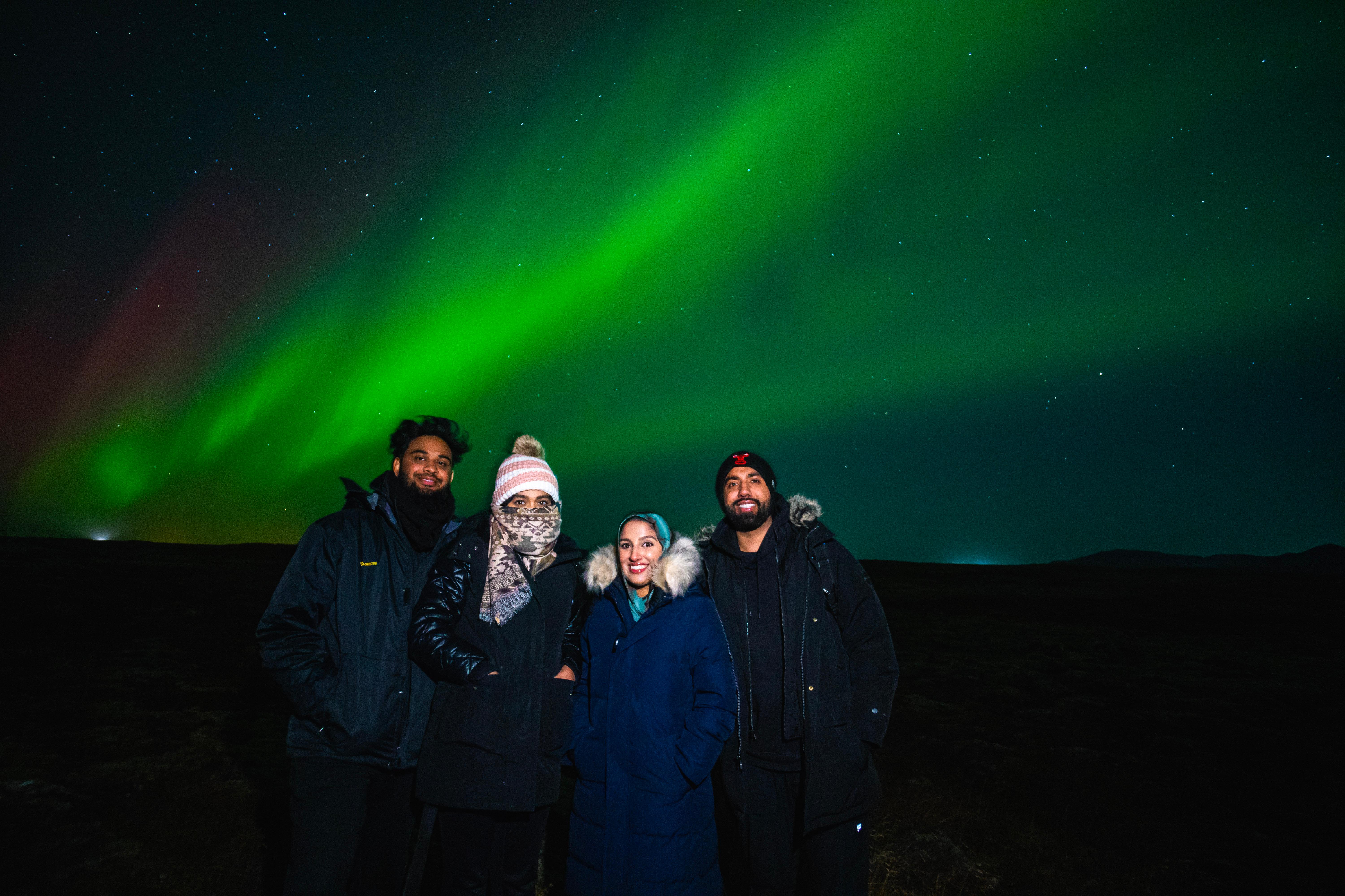 Reykjavik Northern Lights Minibus Hunt with Hot Cocoa