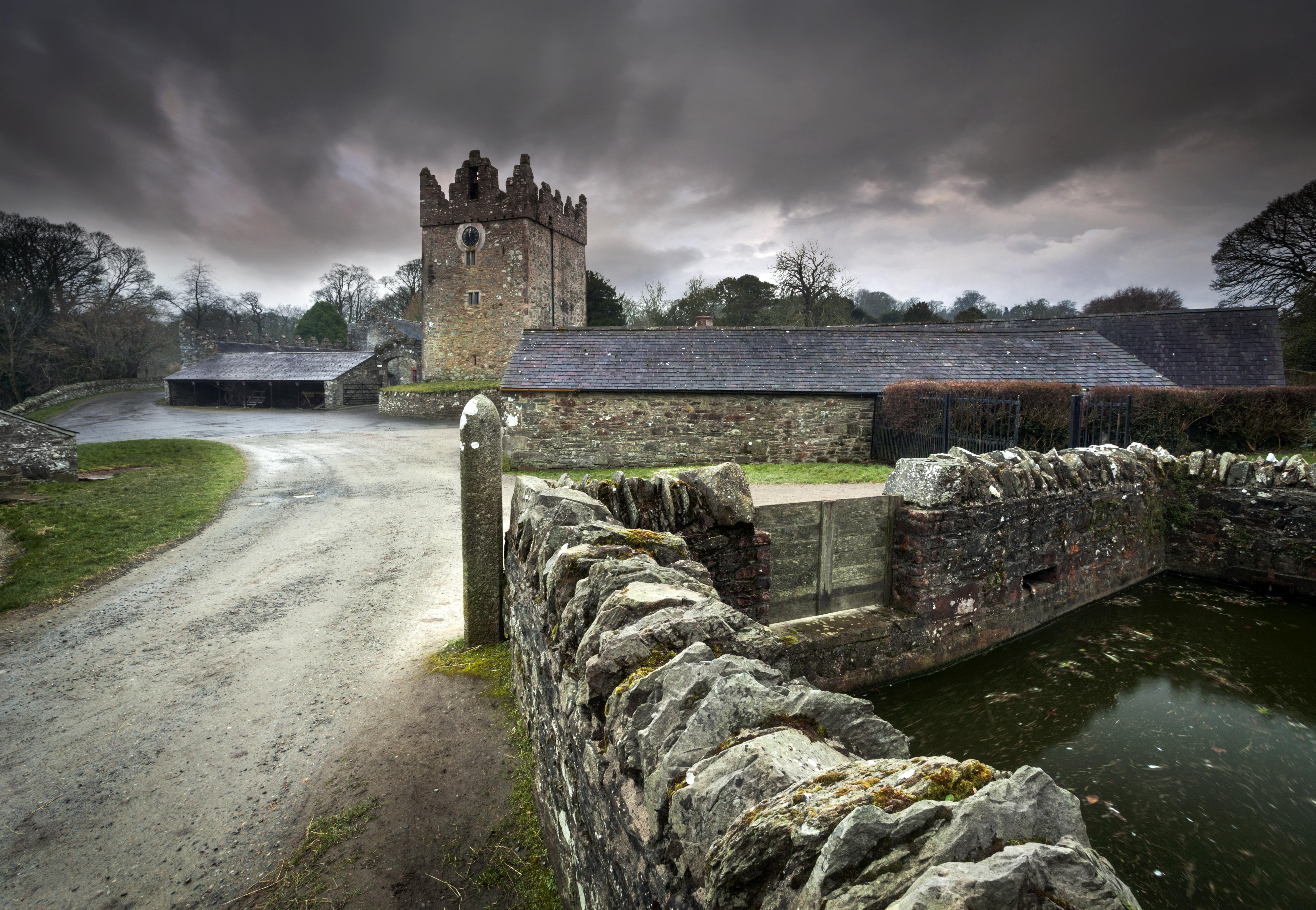 Game of Thrones Winterfell & Dunk & Egg Trek from Belfast