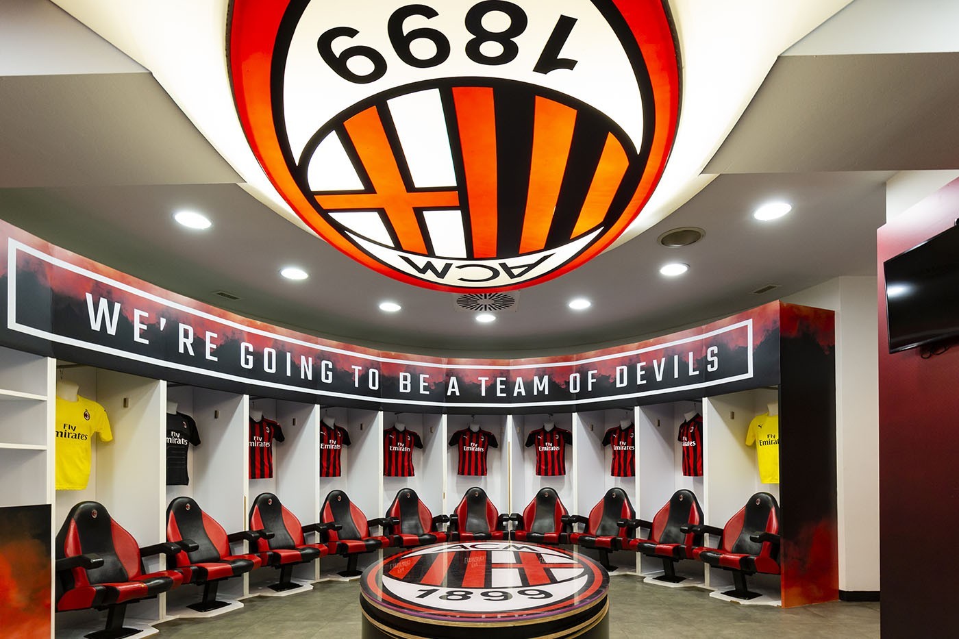 Milan: San Siro Stadium & Museum Self-Guided Tour