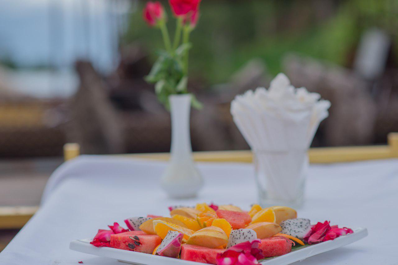 Angkor Wat Private Sunrise Tour with Champagne Breakfast