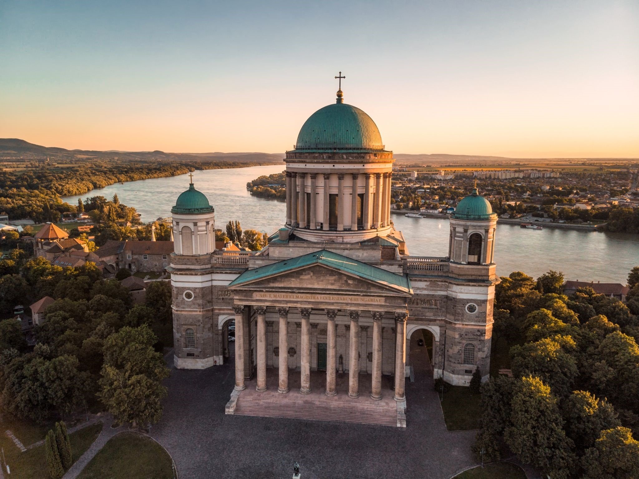 Danube Bend Full-Day Tour with Lunch