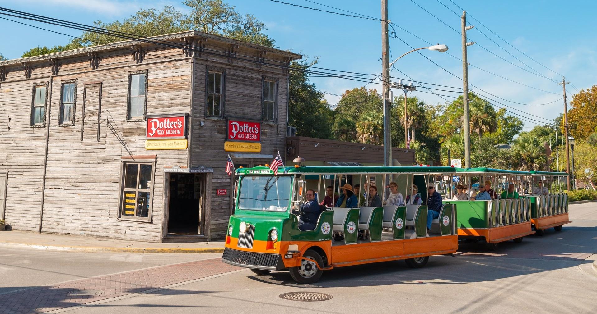 St Augustine Fountain of Youth — Ponce de Leon archaeological park at the final stop on the trolley tour loop
