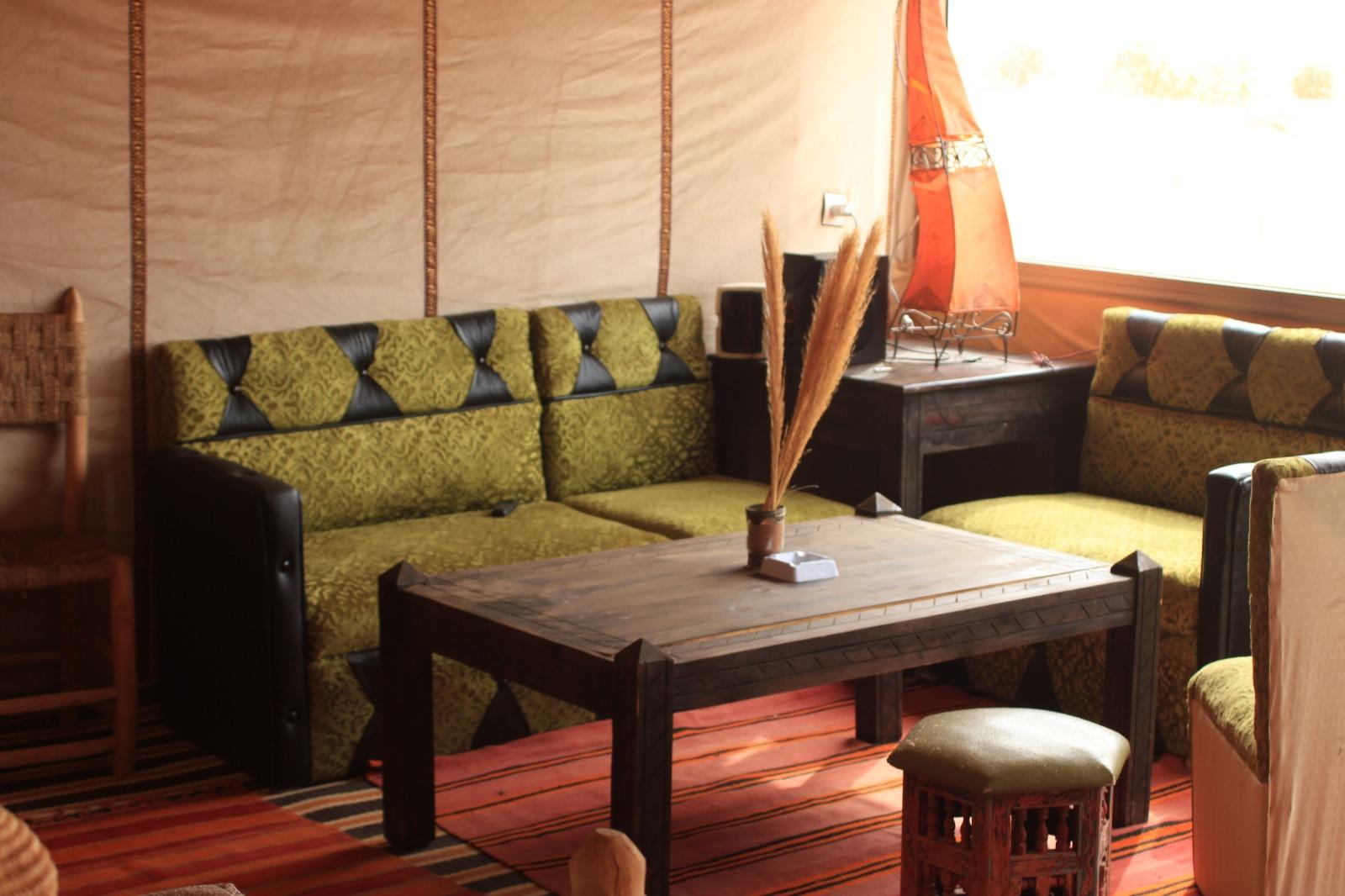 Erg Chebbi Desert Overnight: Camel Ride & Heated Tent Camp