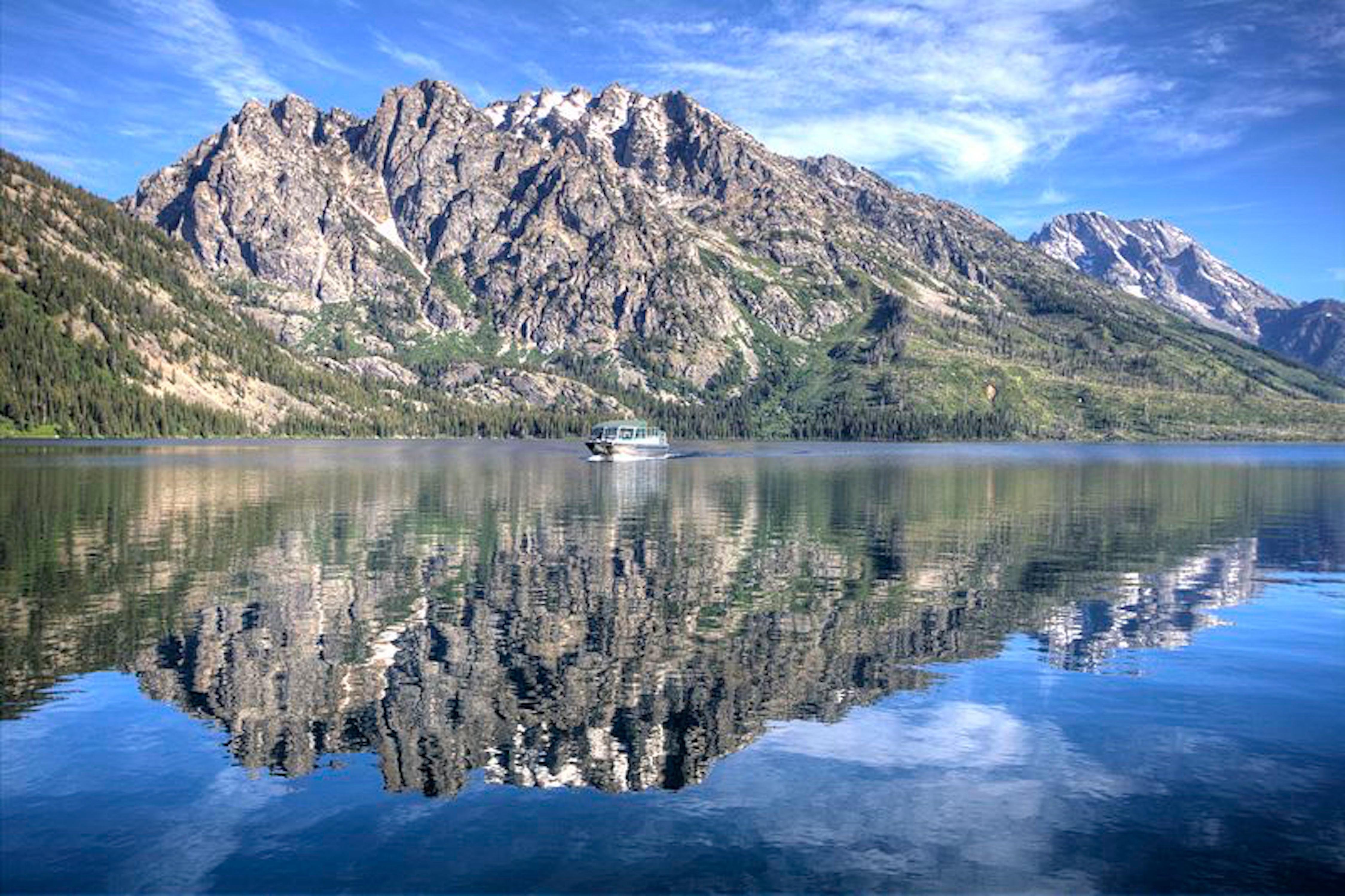 Grand Teton Full-Day Adventure with Boat Cruise
