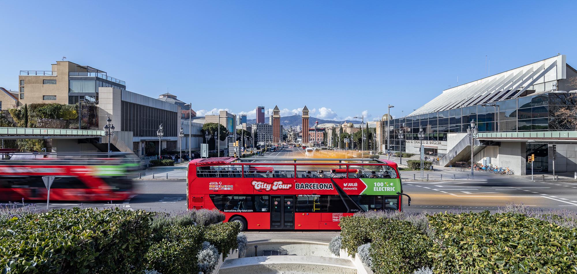 Barcelona Hop-On Hop-Off Bus Tour