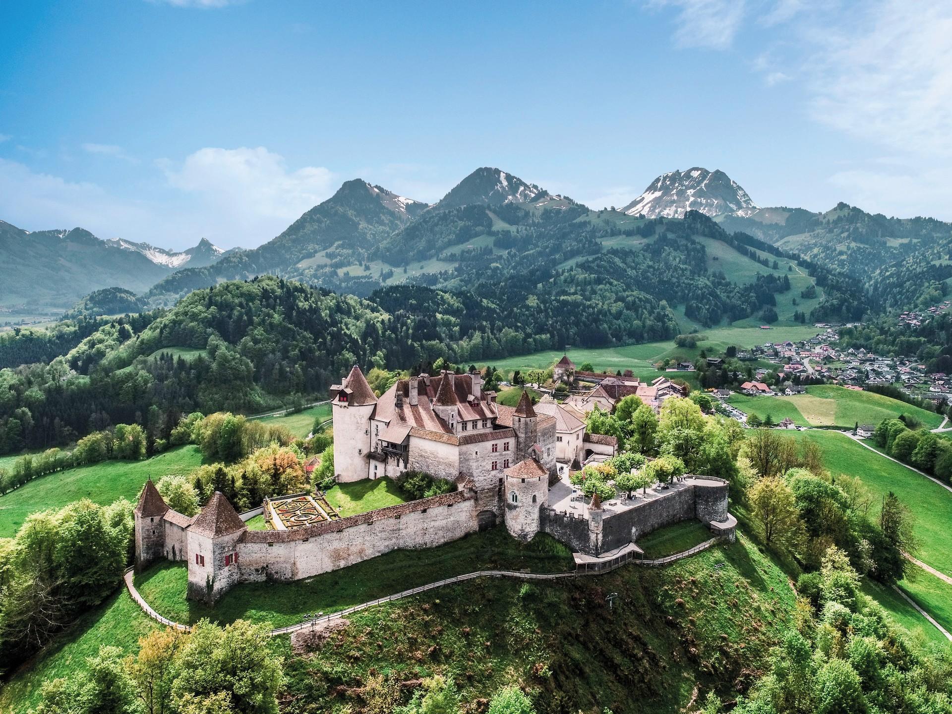 Bern, Gruyères & Cailler Chocolate Factory Day Trip from Zurich
