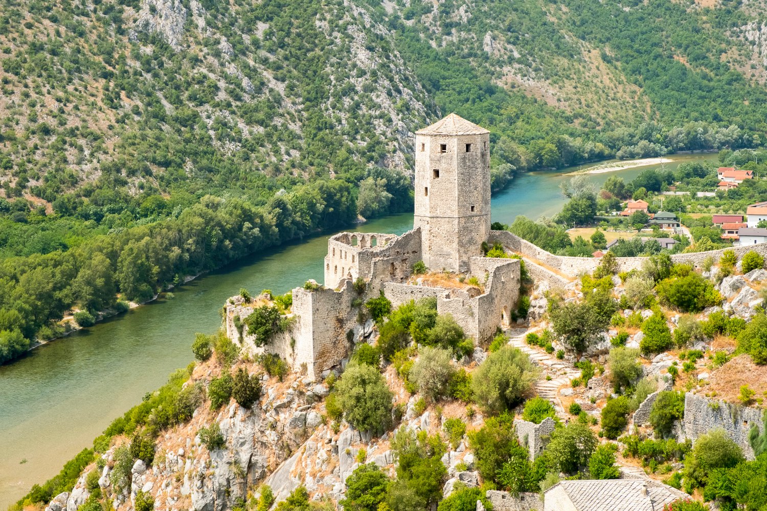 Dubrovnik to Mostar, Medjugorje & Počitelj Full-Day Tour