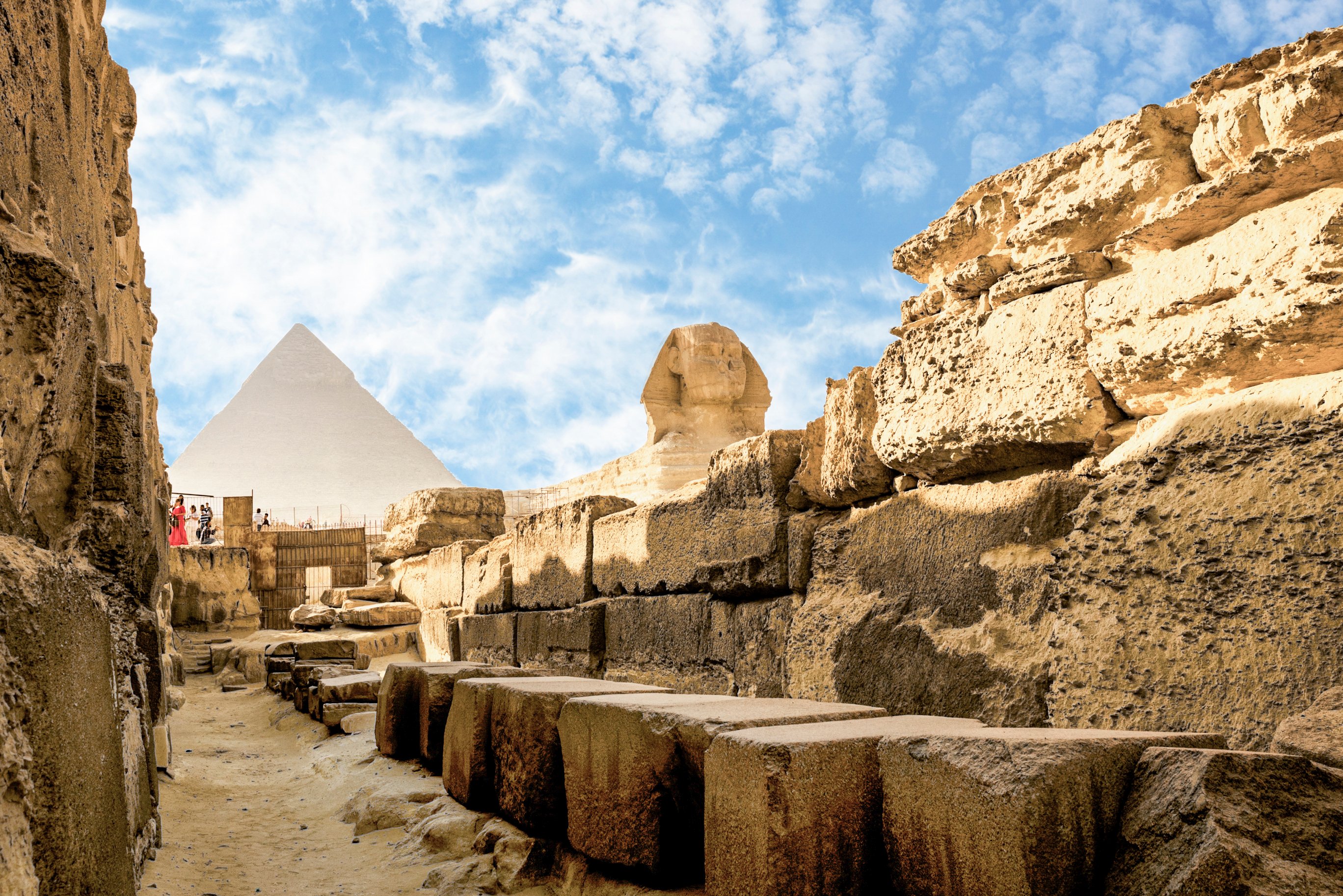 Cairo: Pyramids, Sphinx, Saqqara & Memphis Full-Day Tour