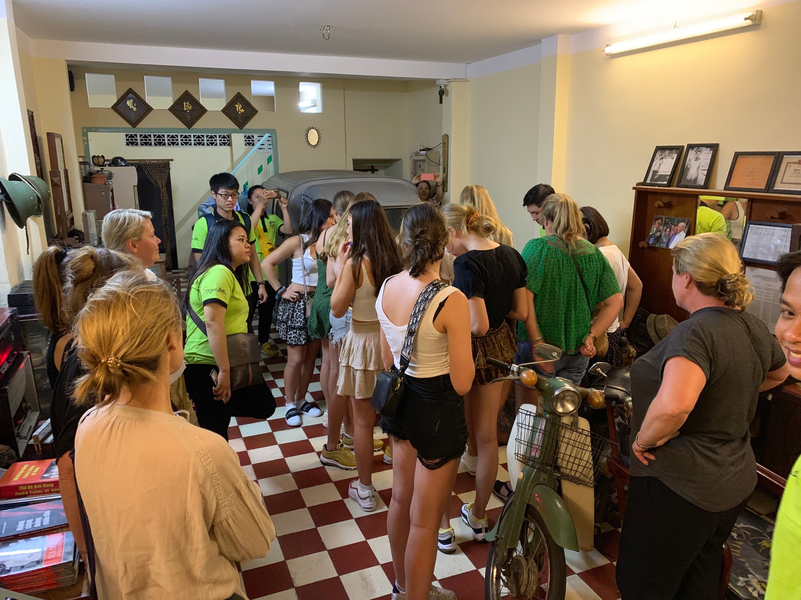 food tour in Saigon — photo 43