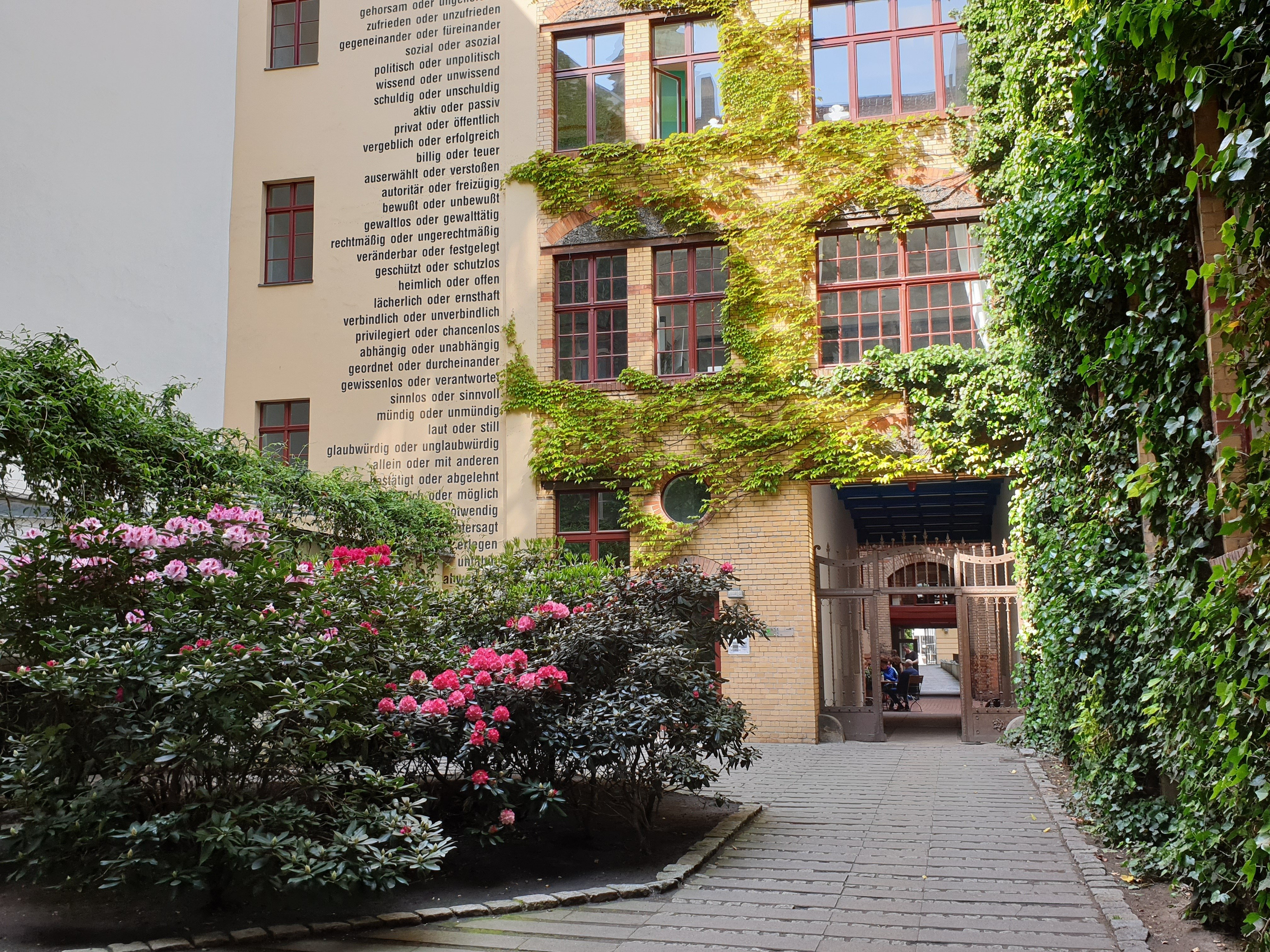 walking tour in Berlin — photo 3