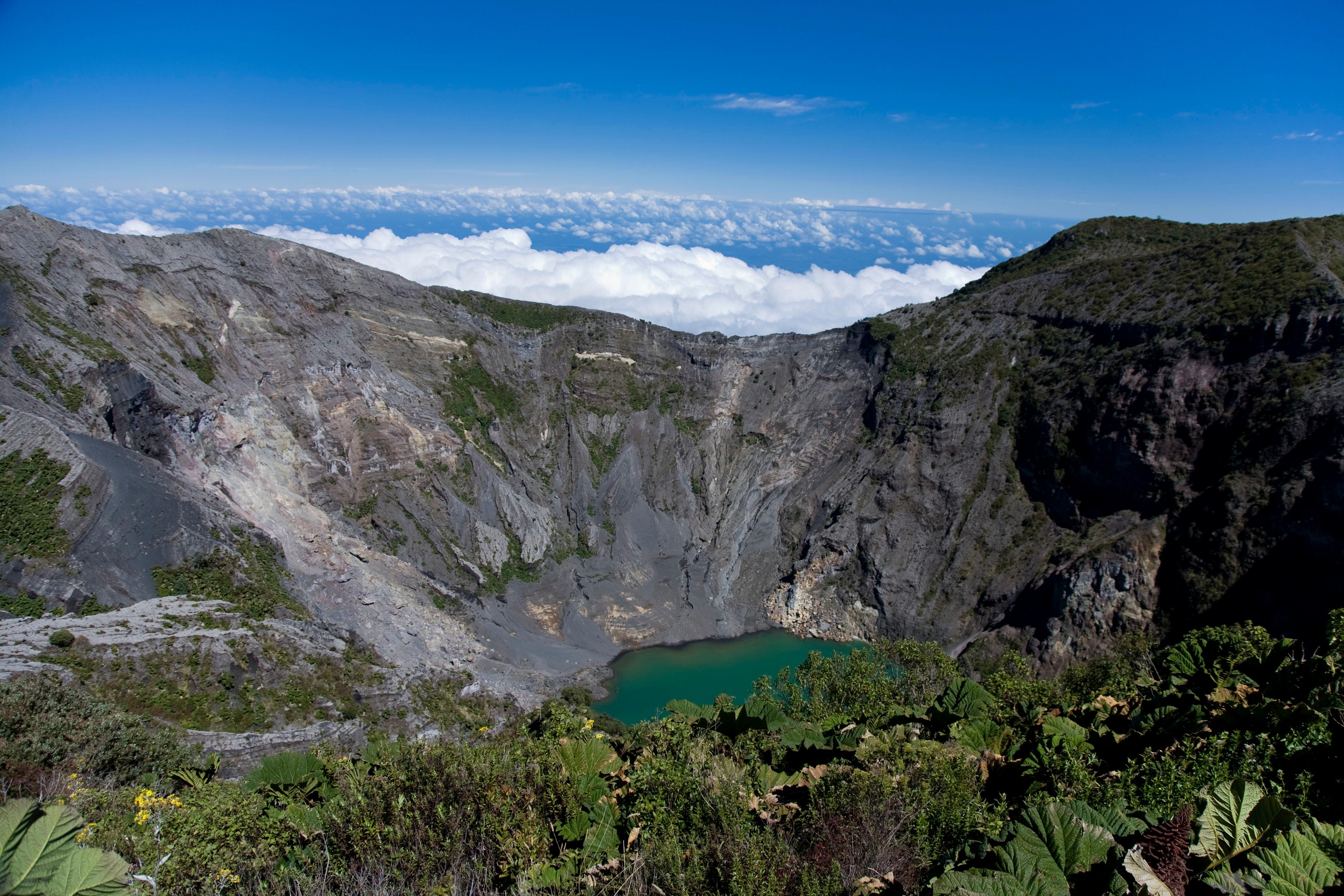 Irazú Volcano, Cartago & Orosi Valley Day Tour from San José