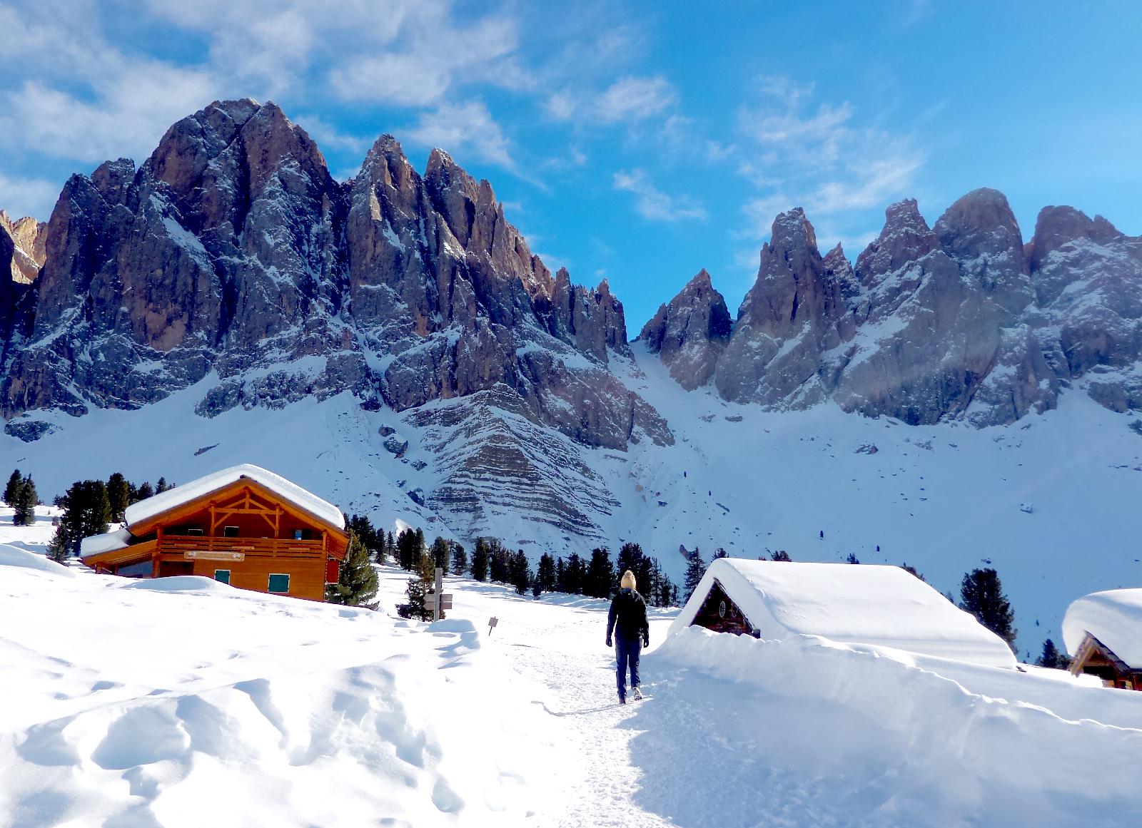 Private Winter Hiking & Sledding in the Dolomites