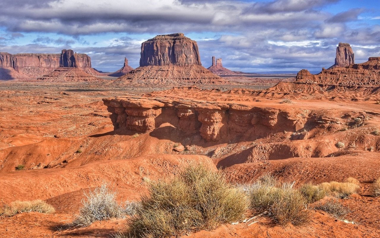 Monument Valley Scenic Open-Air 90-Minute Excursion