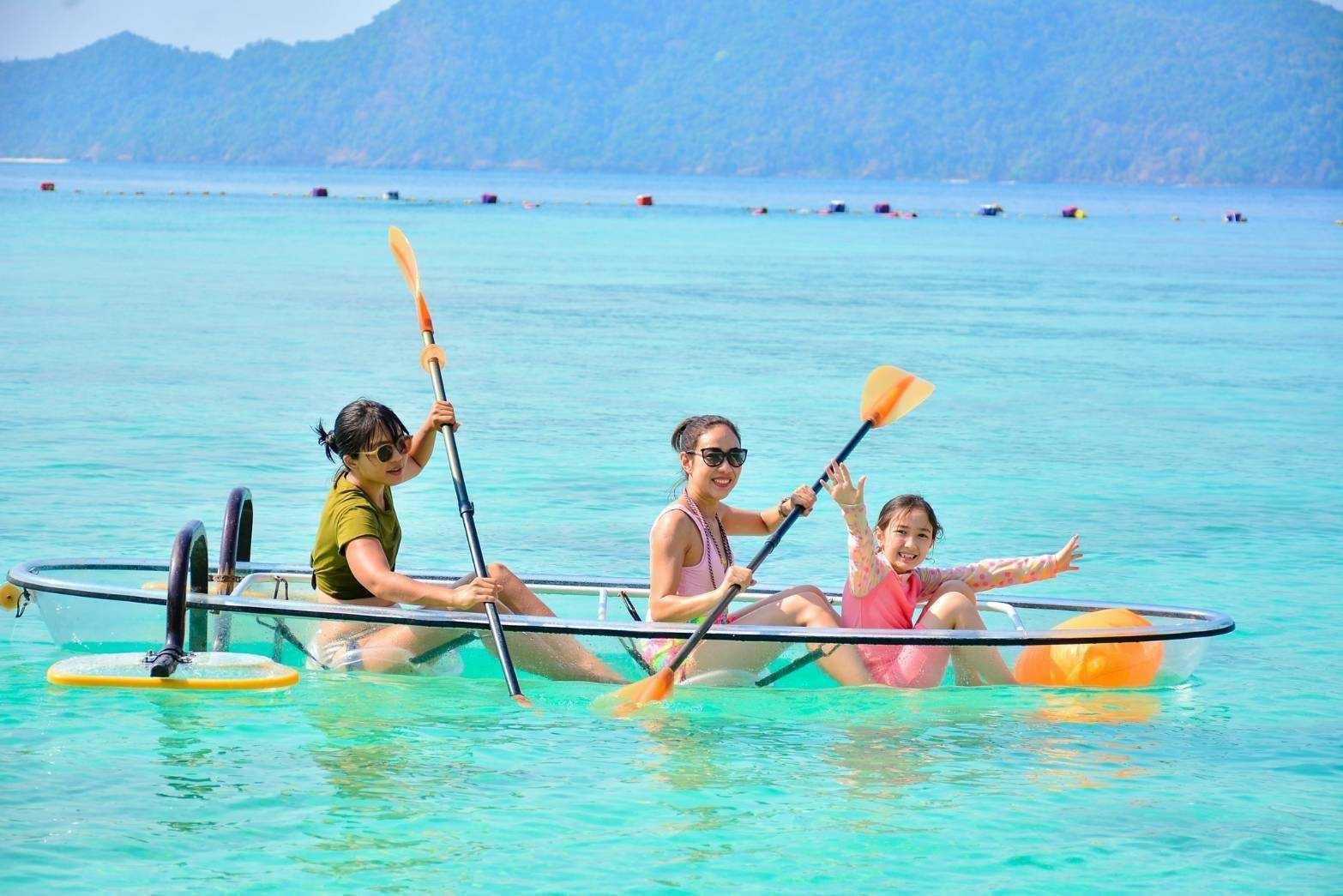 Phuket: Coral & Racha Islands Snorkeling Speedboat Tour
