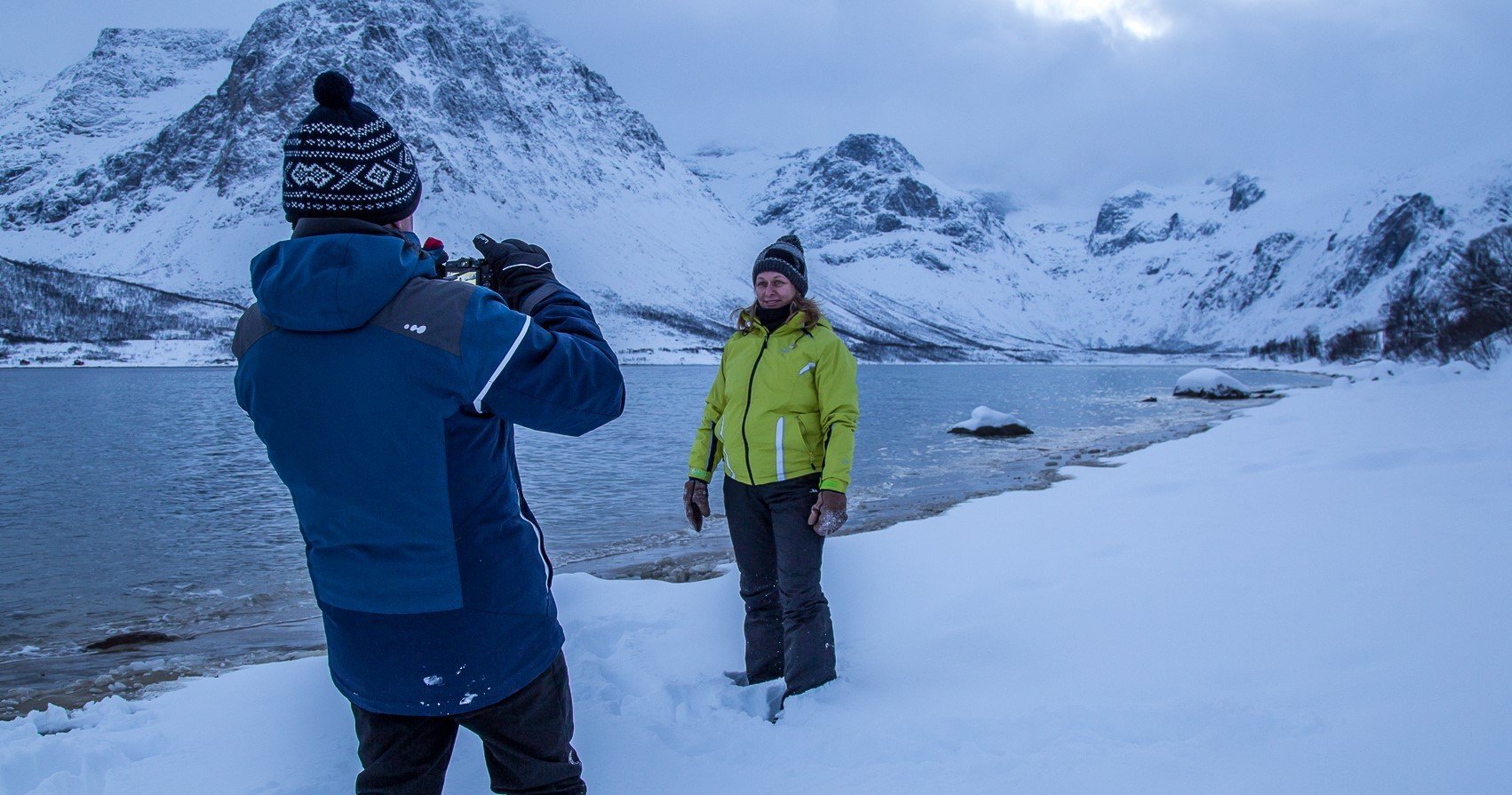 Sommarøy island tour from Tromsø — Kvaløya fjord viewpoints and seaside picnic — image 7