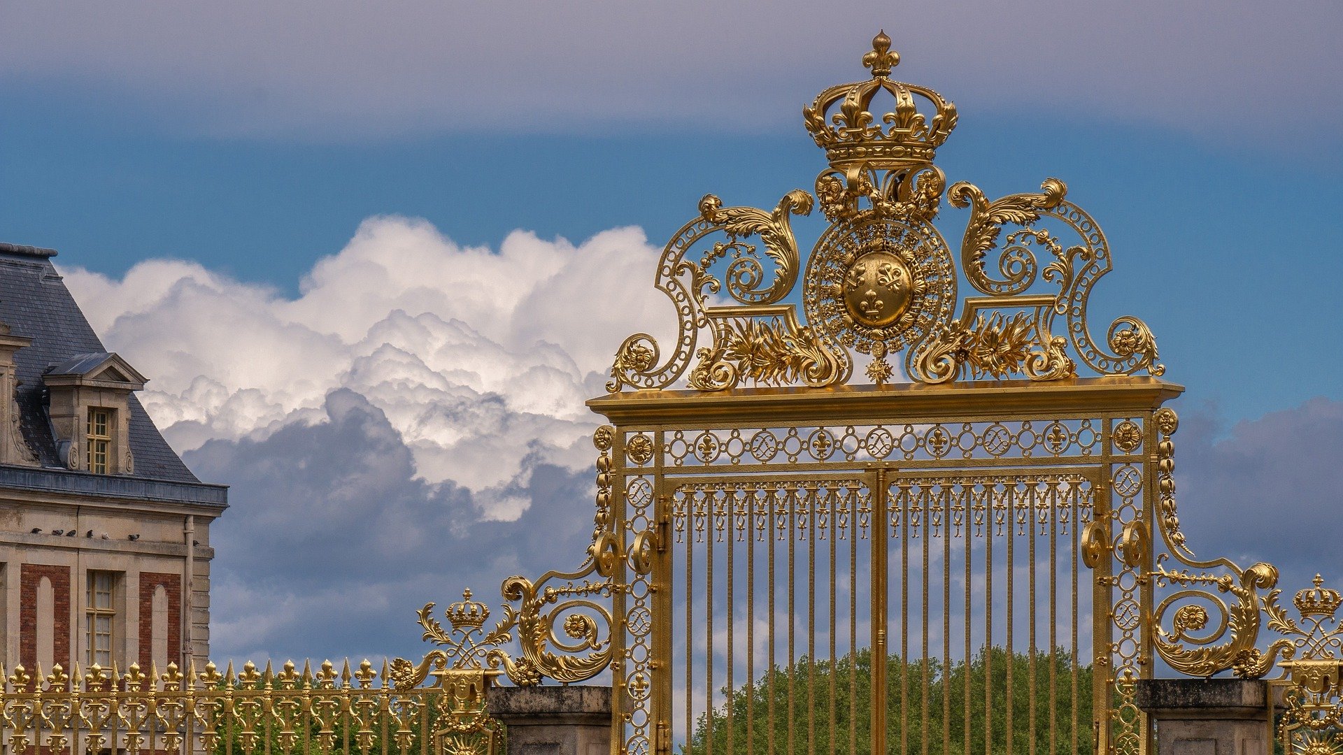 Private Versailles Palace Tour with Skip-the-Line Access