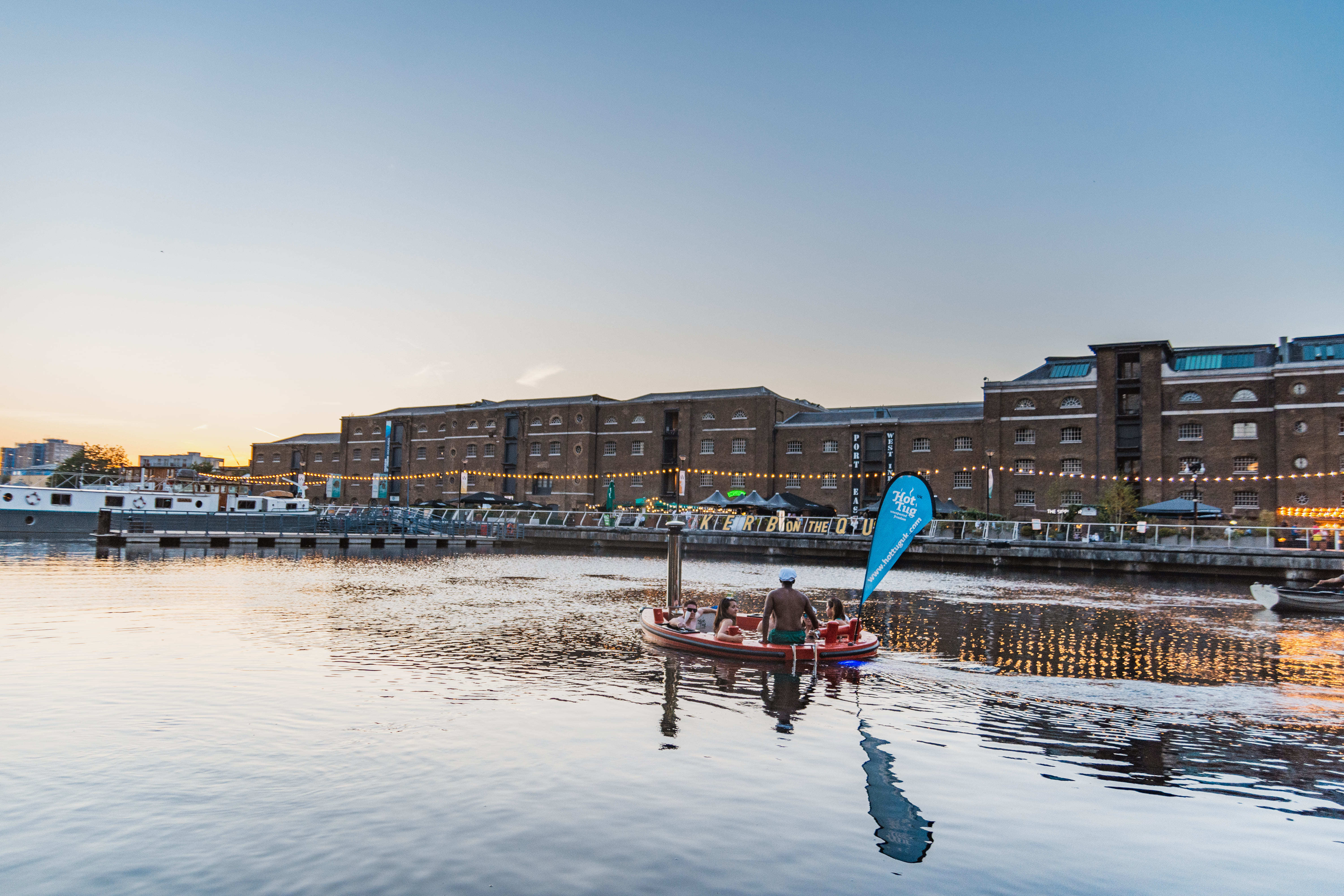 Hot tub boat in the London Docklands — image 1