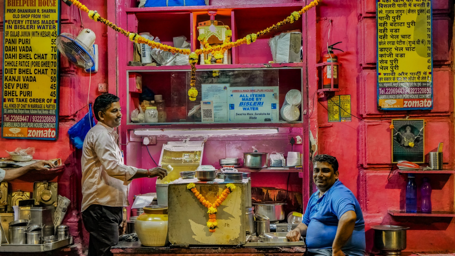 Mumbai Bombay Express: Ultimate 15-Dish Food Safari