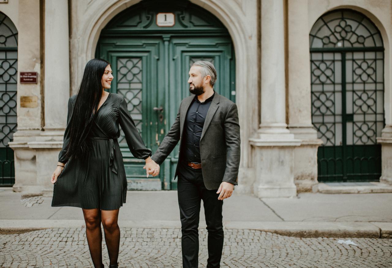 Private Photoshoot in Vienna's Imperial Old Town
