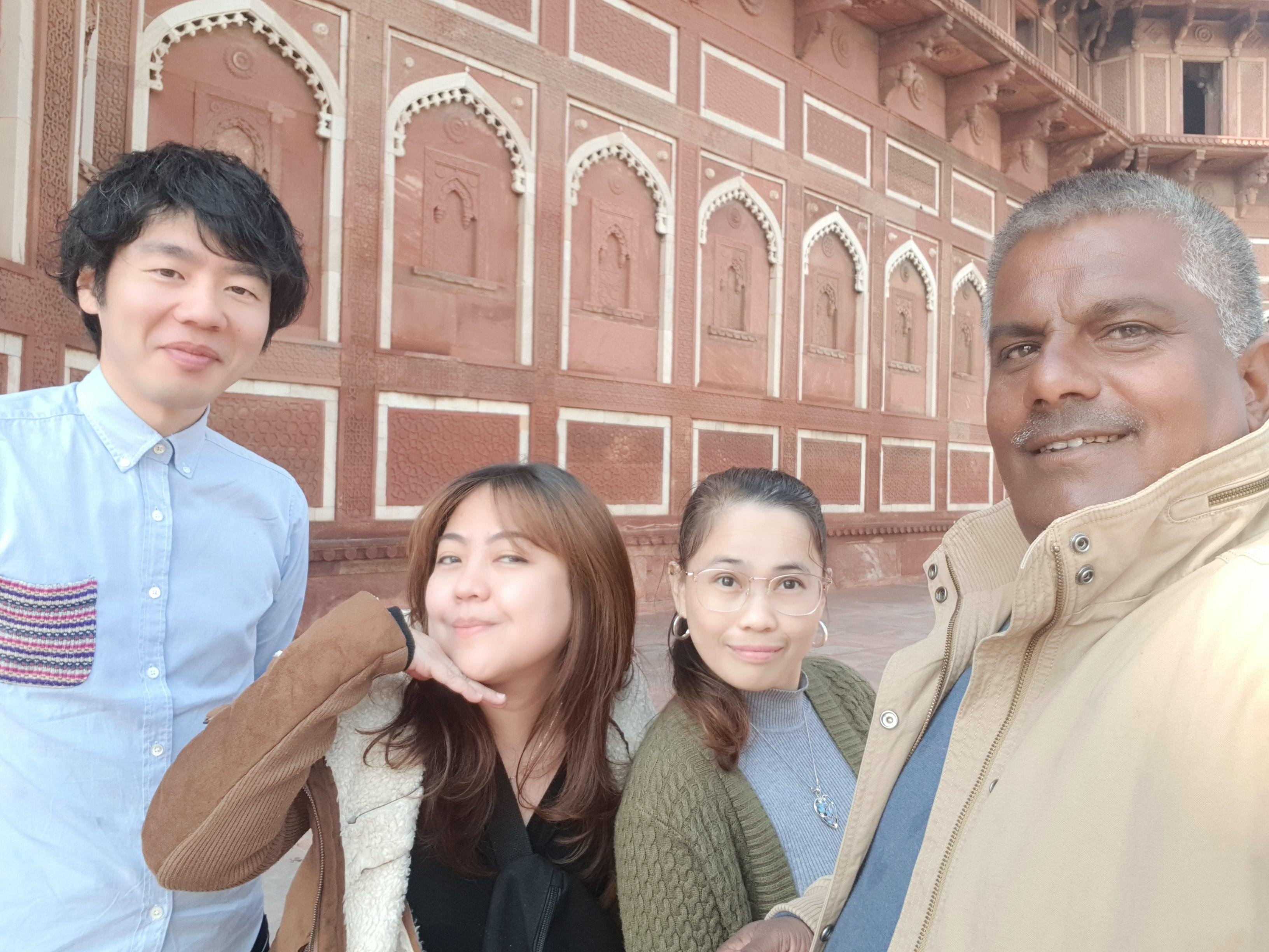 Delhi to Taj Mahal & Agra Fort: Express Train Day Tour