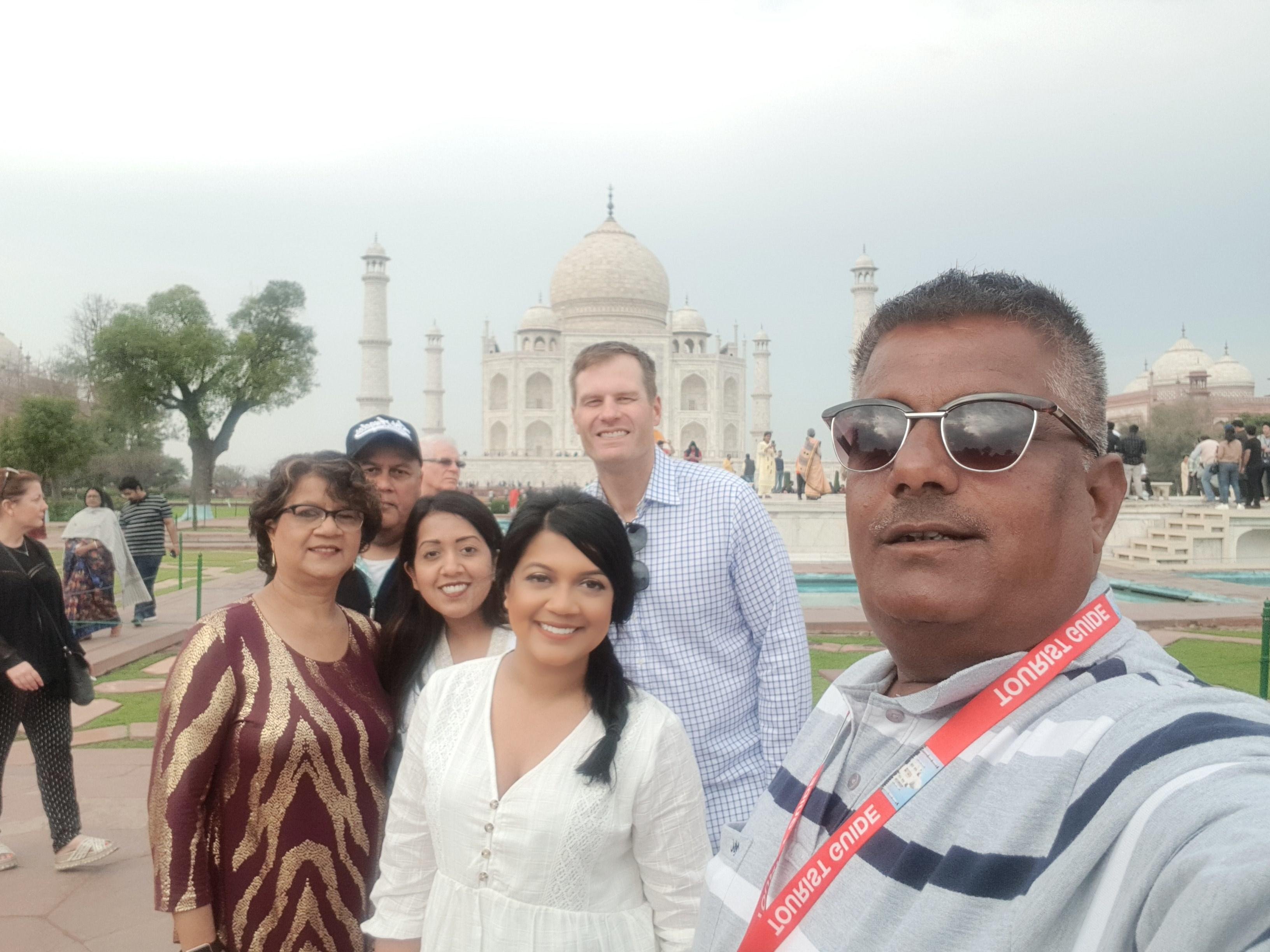 Delhi to Taj Mahal & Agra Fort: Express Train Day Tour