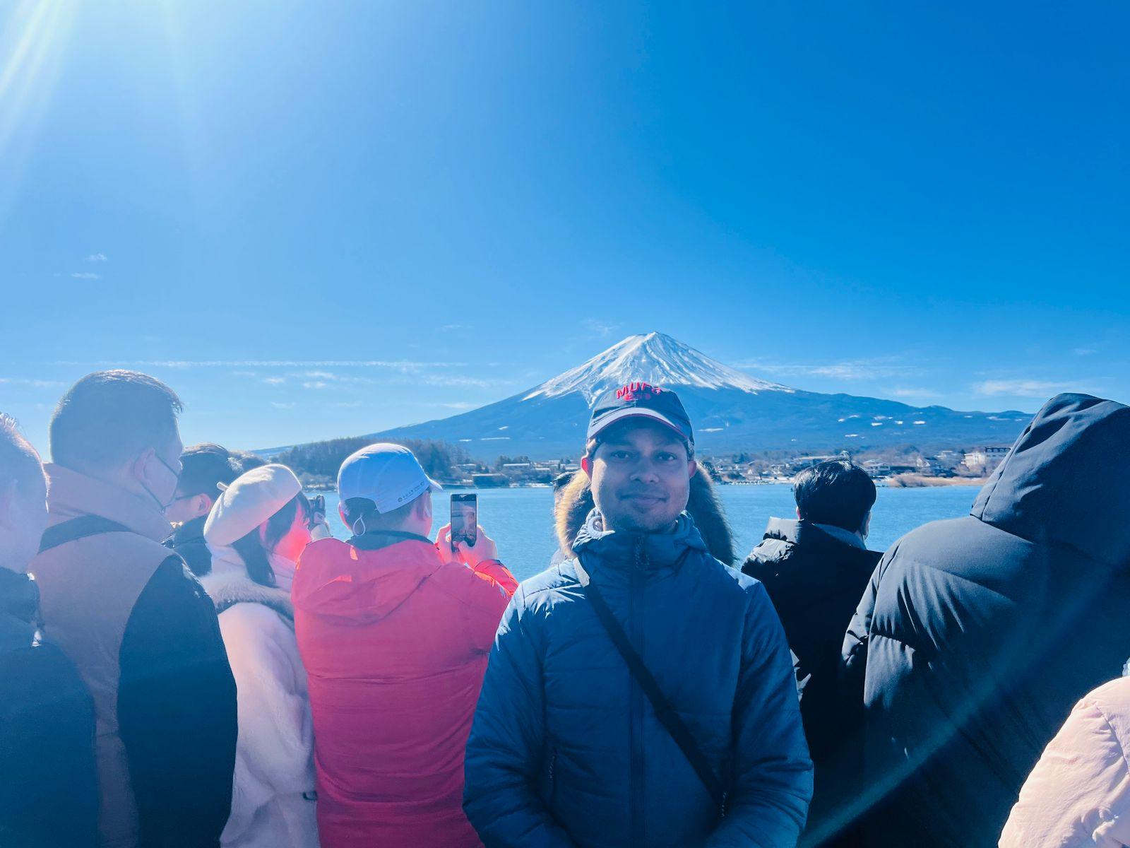 Tokyo to Mt. Fuji & Hakone: Private Full-Day Tour with English Driver