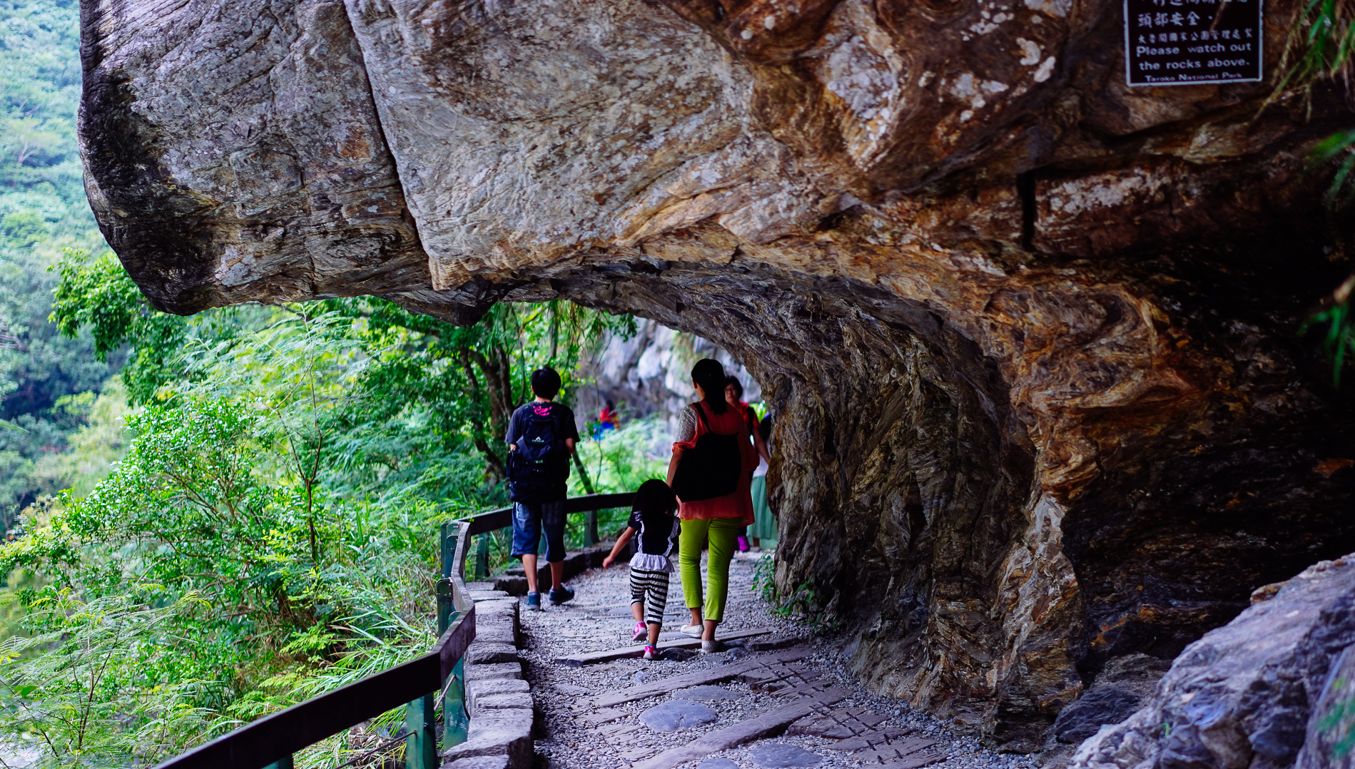 Taroko Gorge Private Full-Day Tour from Taipei