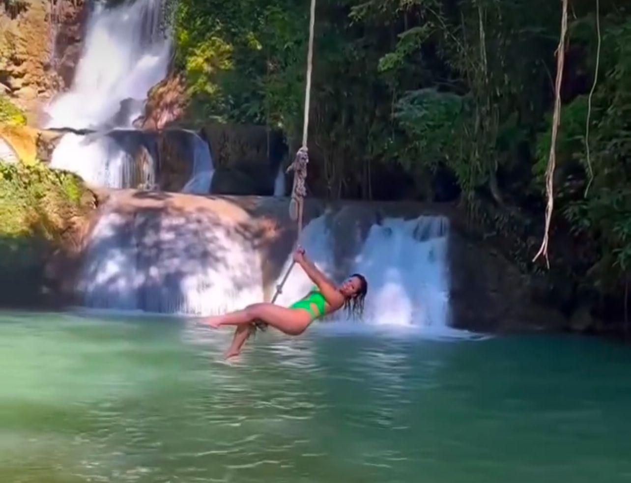 Jamaica South Coast: YS Falls & Black River Safari