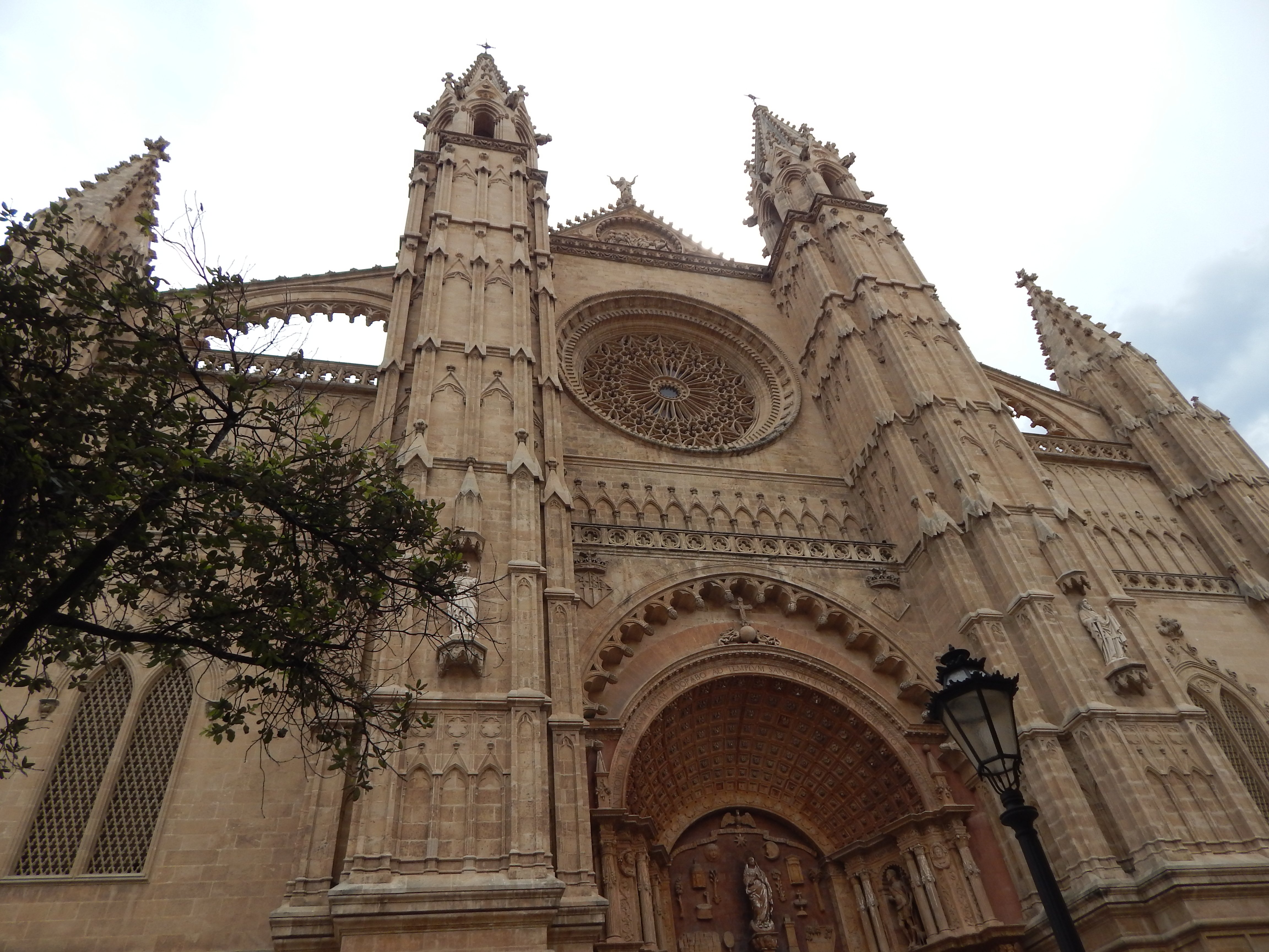 Palma Old Town & Cathedral Skip-the-Line Walking Tour
