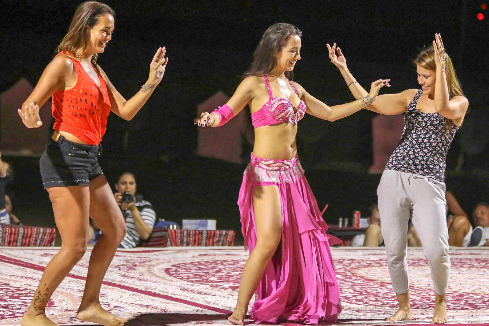 Abu Dhabi Desert Safari: Dune Bashing, Camel Ride & BBQ Dinner