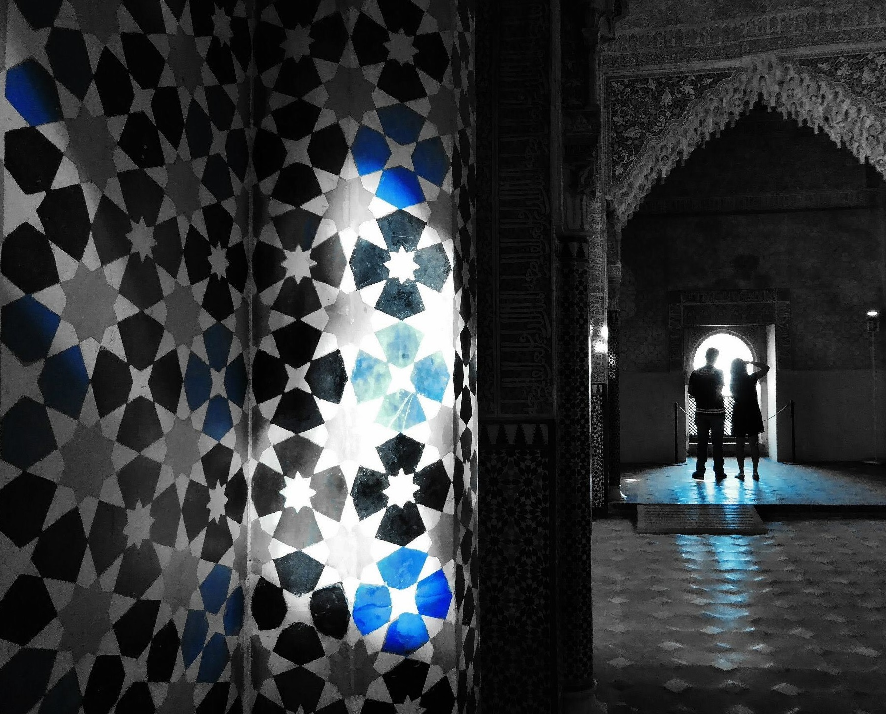 Skip-the-Line Alhambra & Nasrid Palaces Guided Tour
