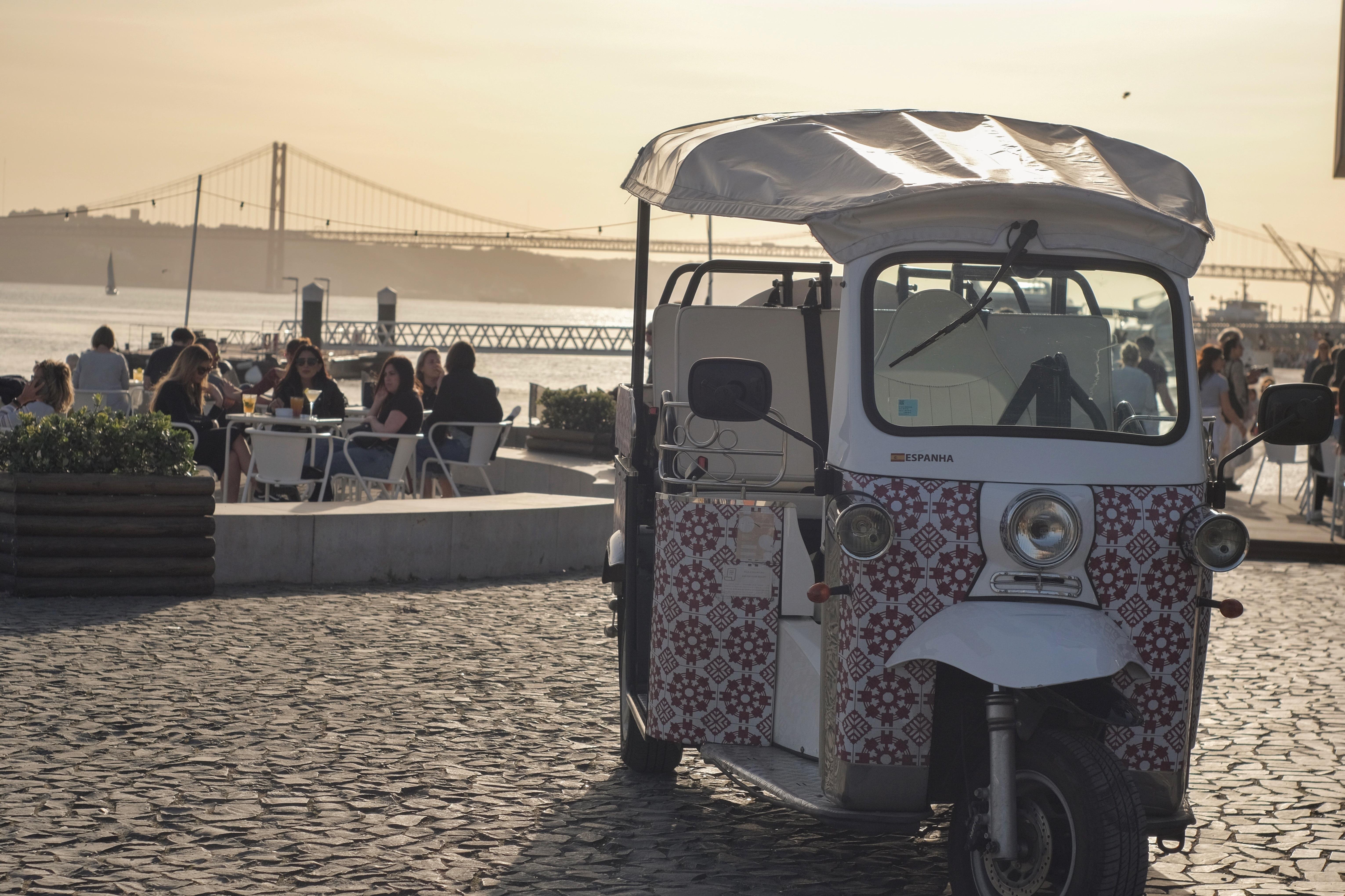 Lisbon Private Tuk-Tuk Tour with Hotel Pickup