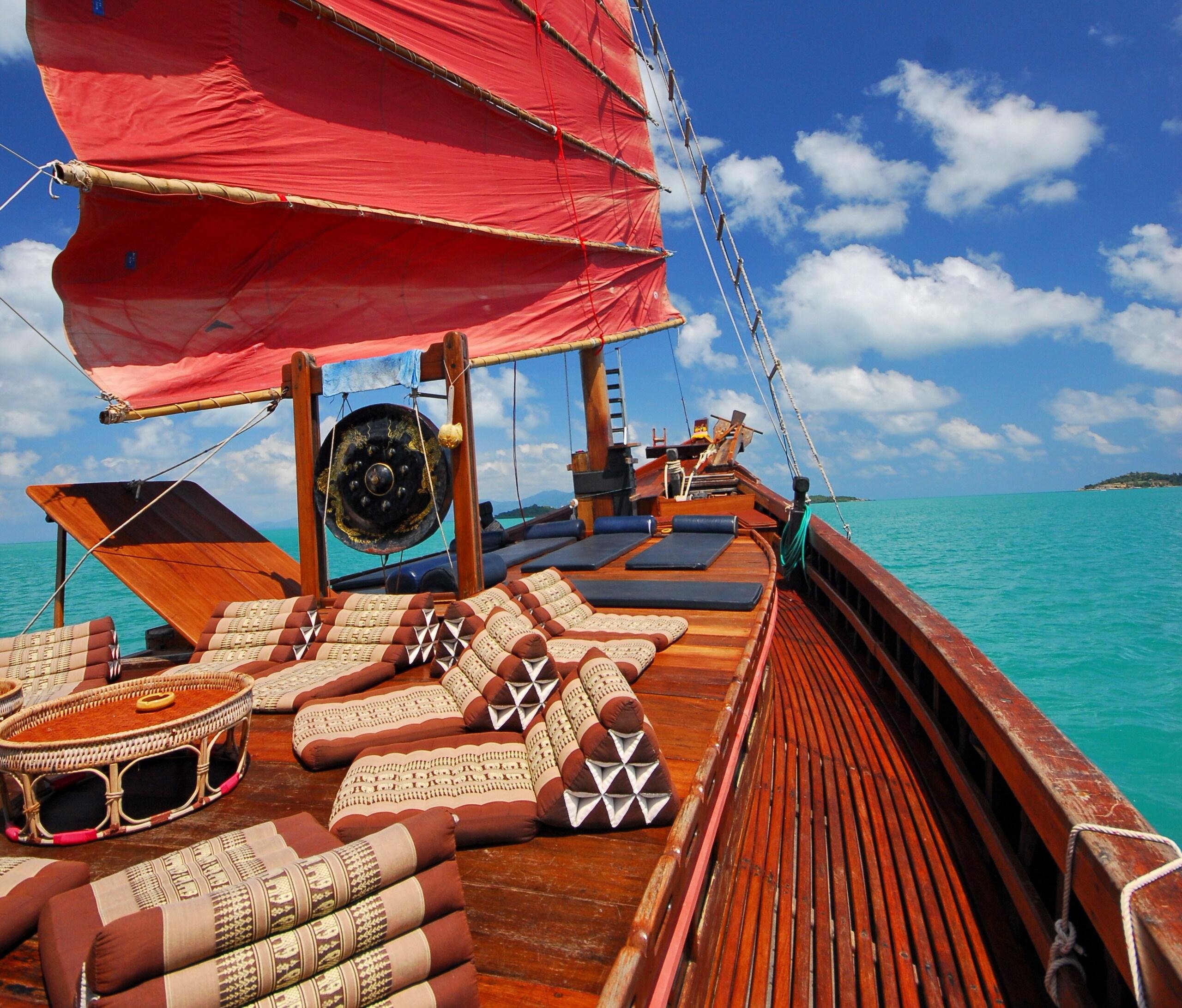 Full-Day Koh Phangan Sailing Cruise with Sunset
