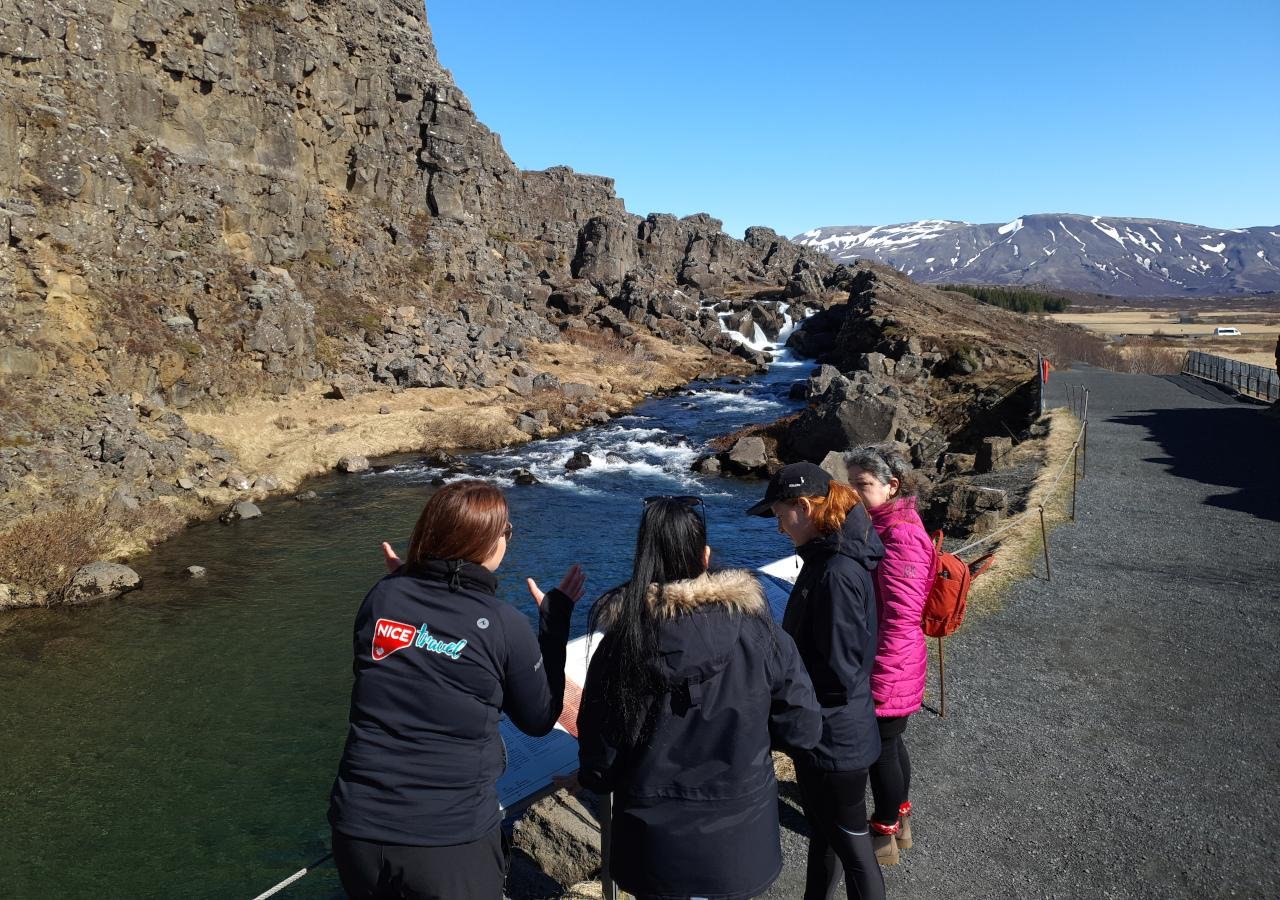 Golden Circle & Kerið Crater Small Group Expedition