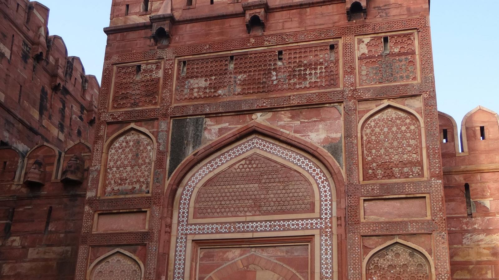Delhi to Taj Mahal & Agra Fort: Express Train Day Tour