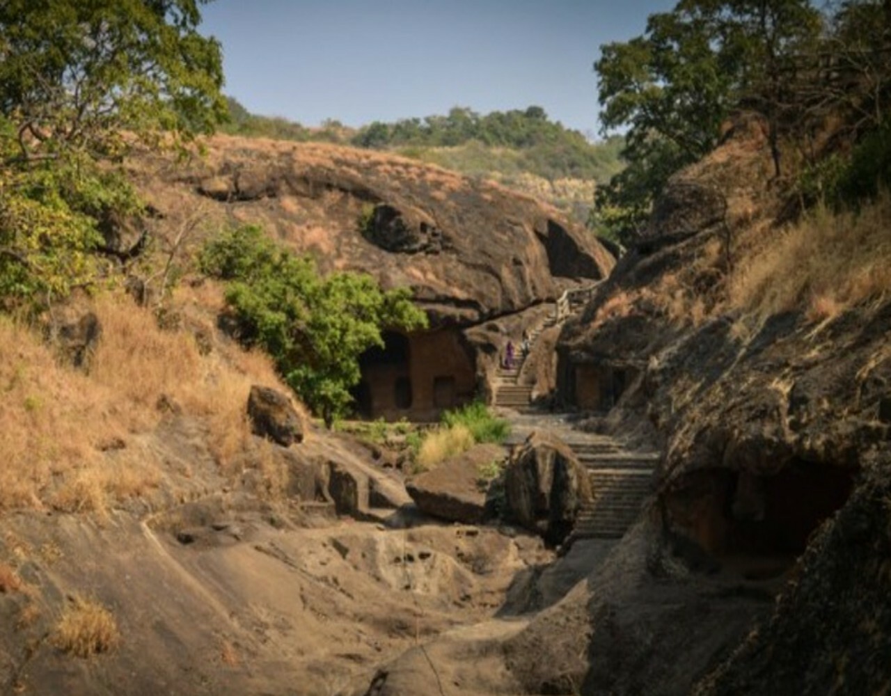 Mumbai: Kanheri Caves & Global Vipassana Pagoda Private Tour