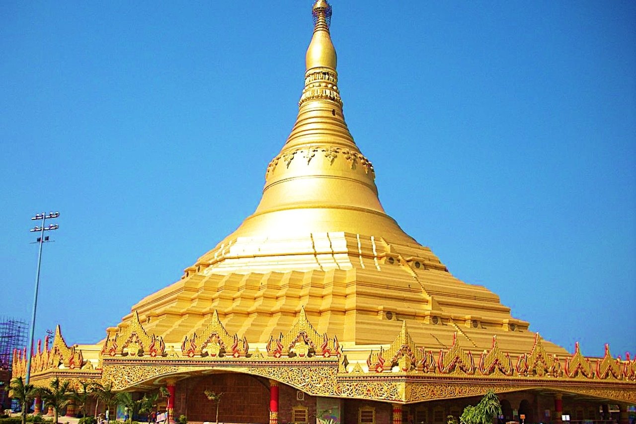 Mumbai: Kanheri Caves & Global Vipassana Pagoda Private Tour